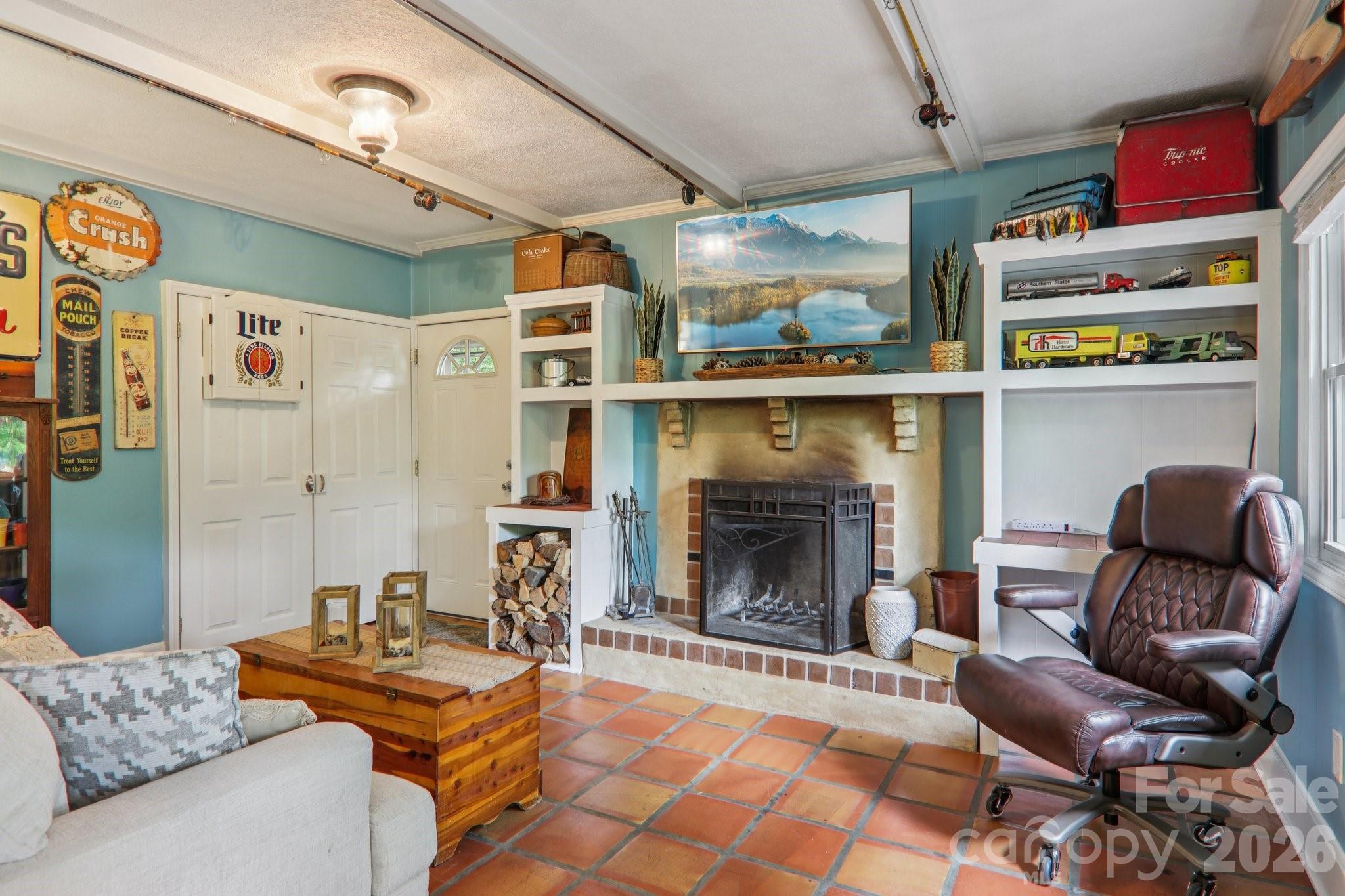 416 S Cherokee Avenue — Black Mountain