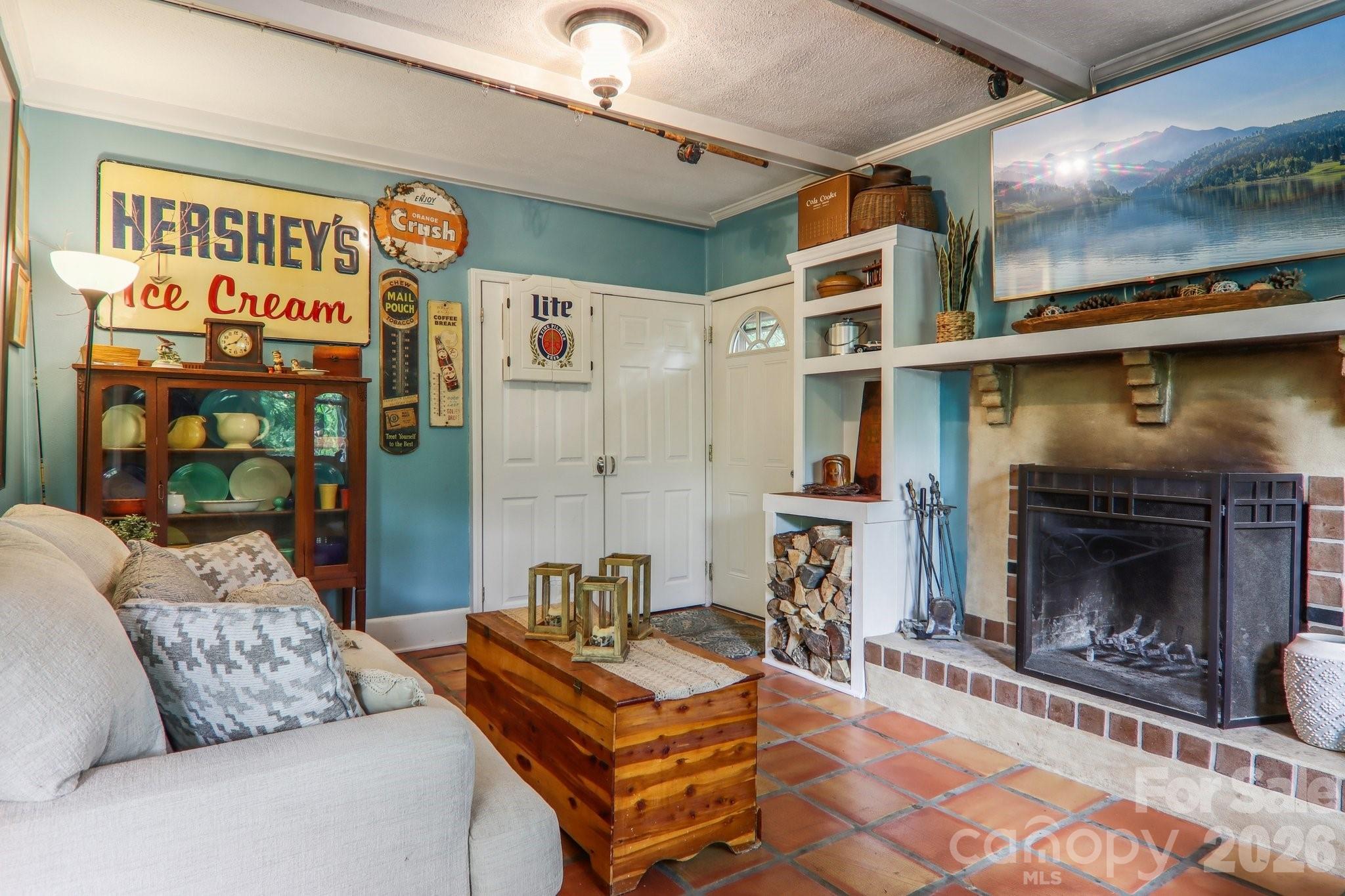 416 S Cherokee Avenue — Black Mountain