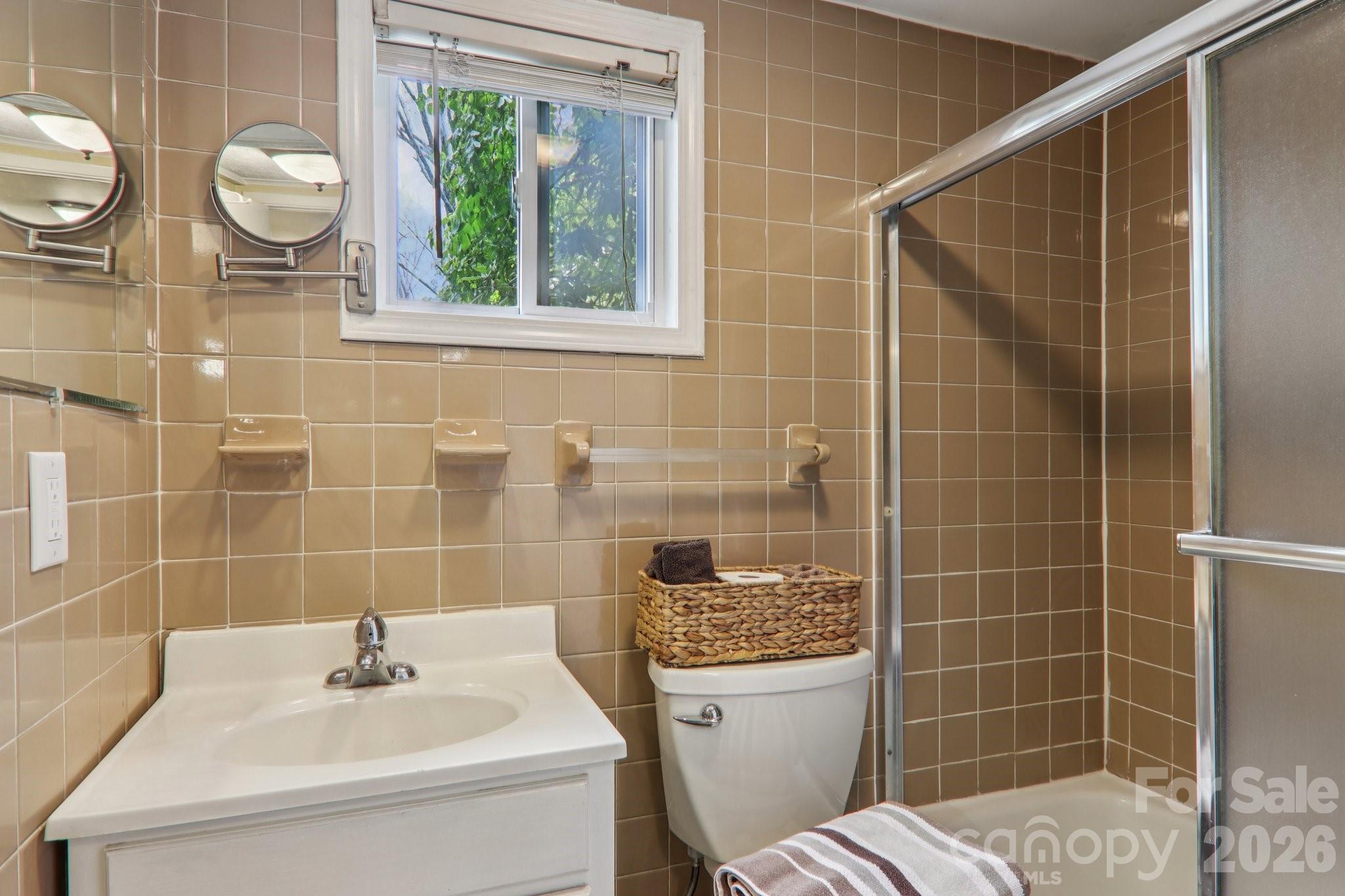 416 S Cherokee Avenue — Black Mountain