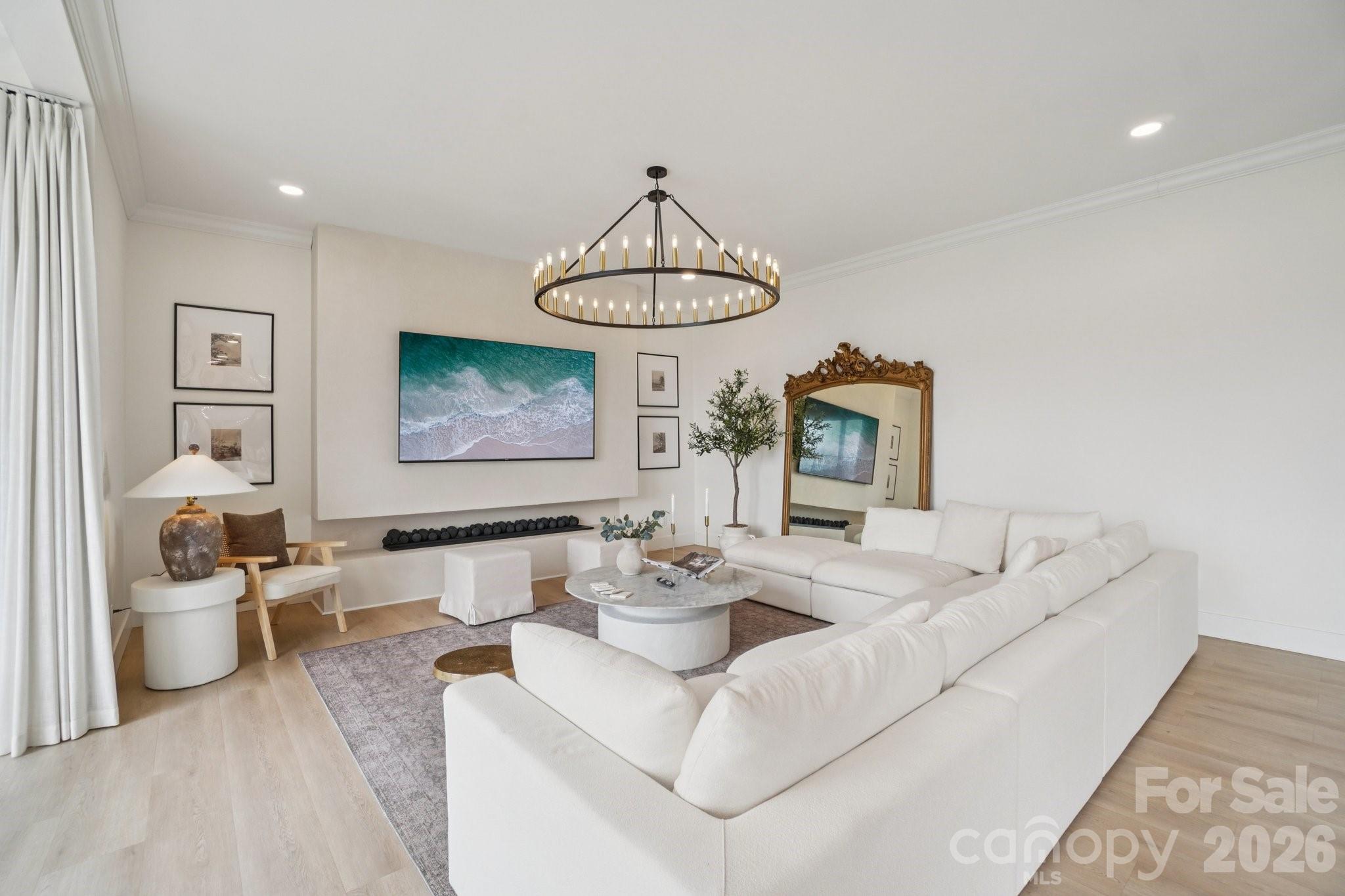 107 Lee Lane — Mars Hill
