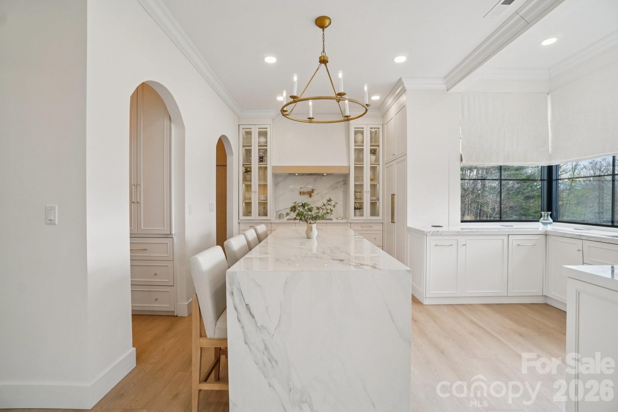 107 Lee Lane — Mars Hill