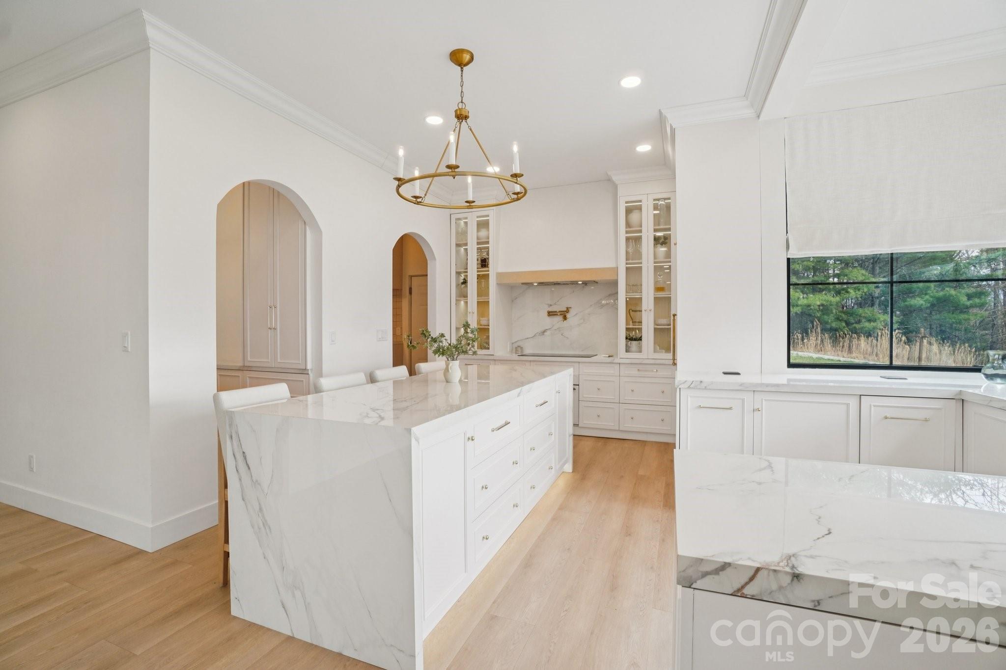 107 Lee Lane — Mars Hill
