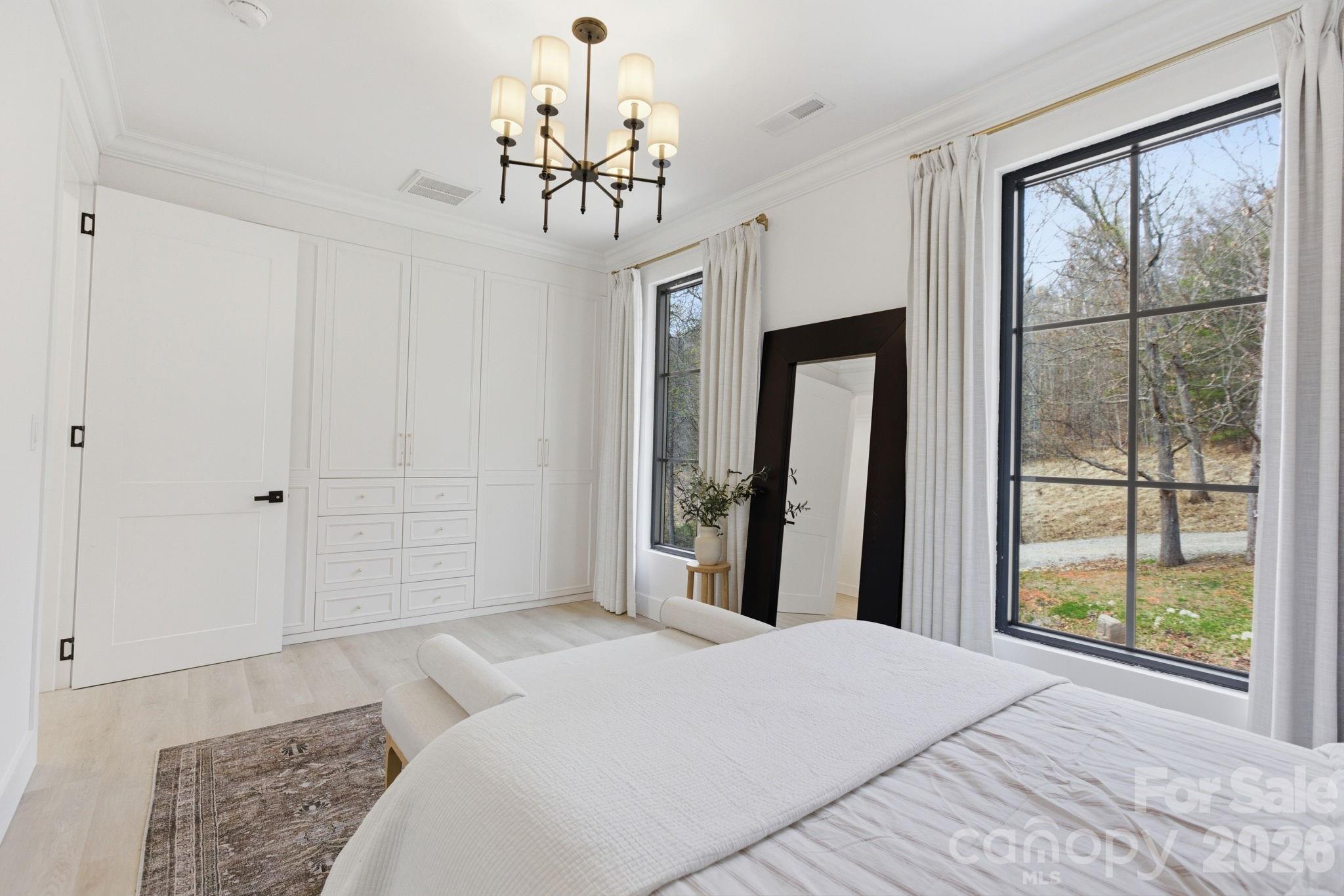 107 Lee Lane — Mars Hill