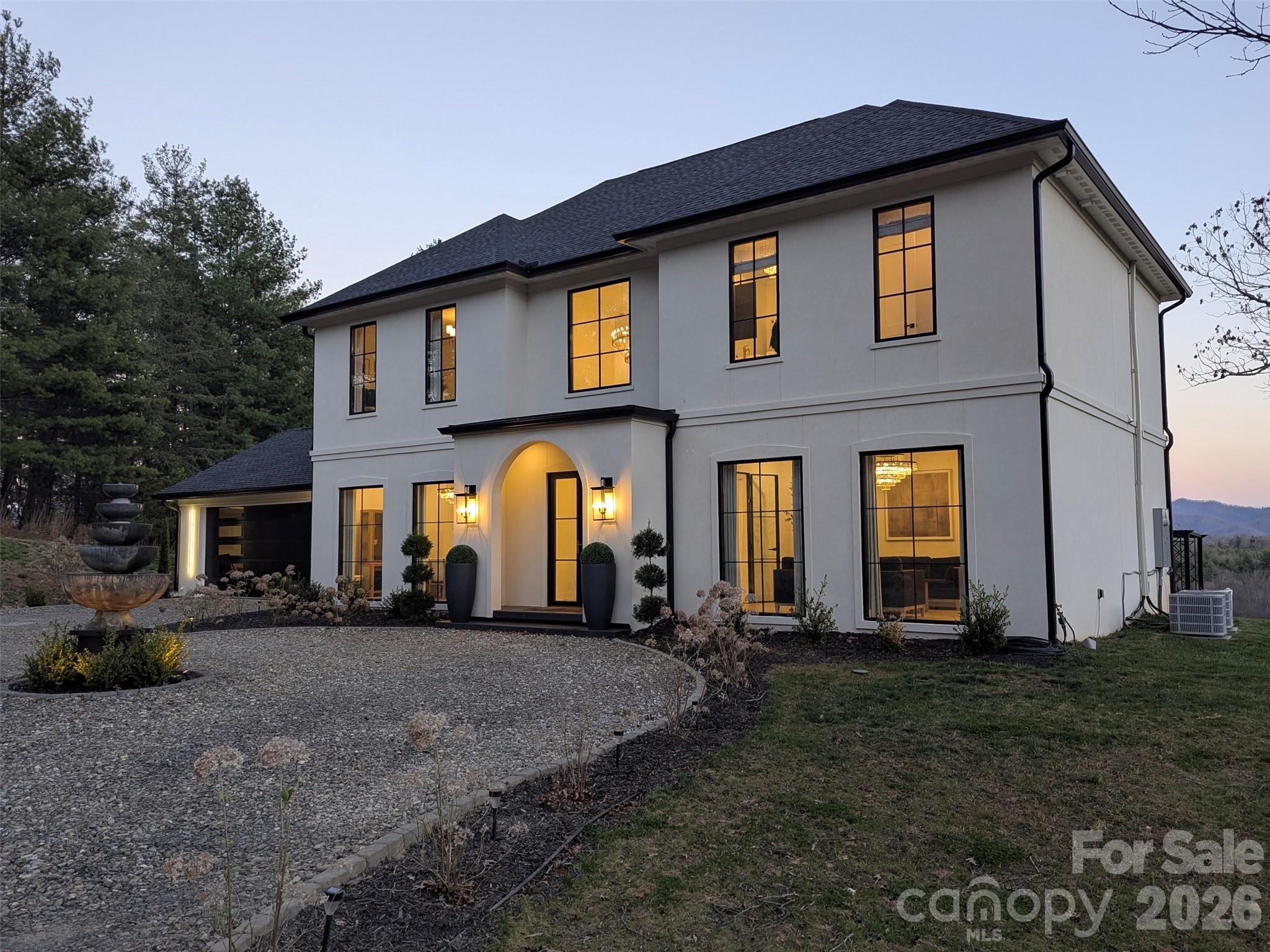 107 Lee Lane — Mars Hill