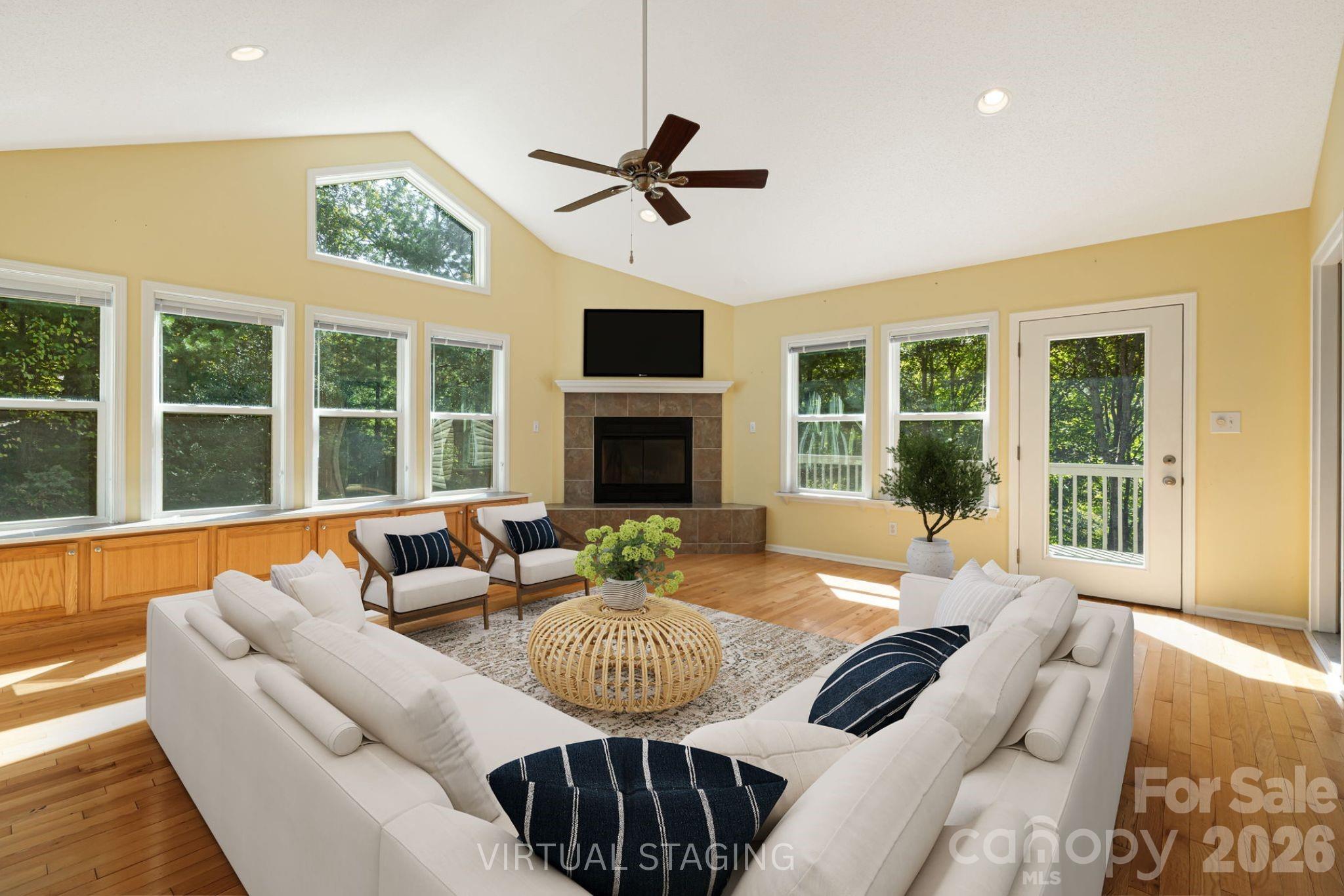 207 Christina Court — Asheville