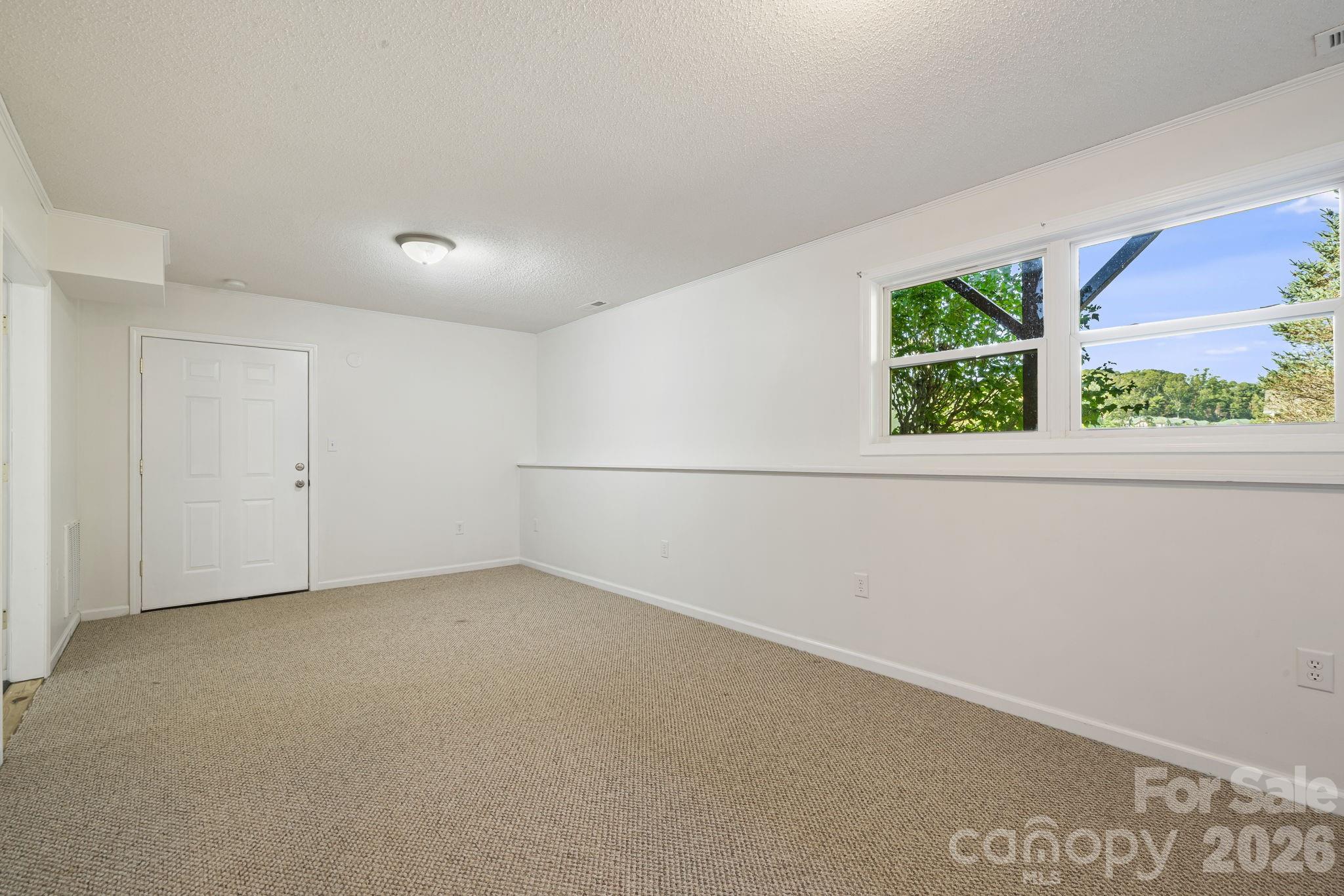 207 Christina Court — Asheville