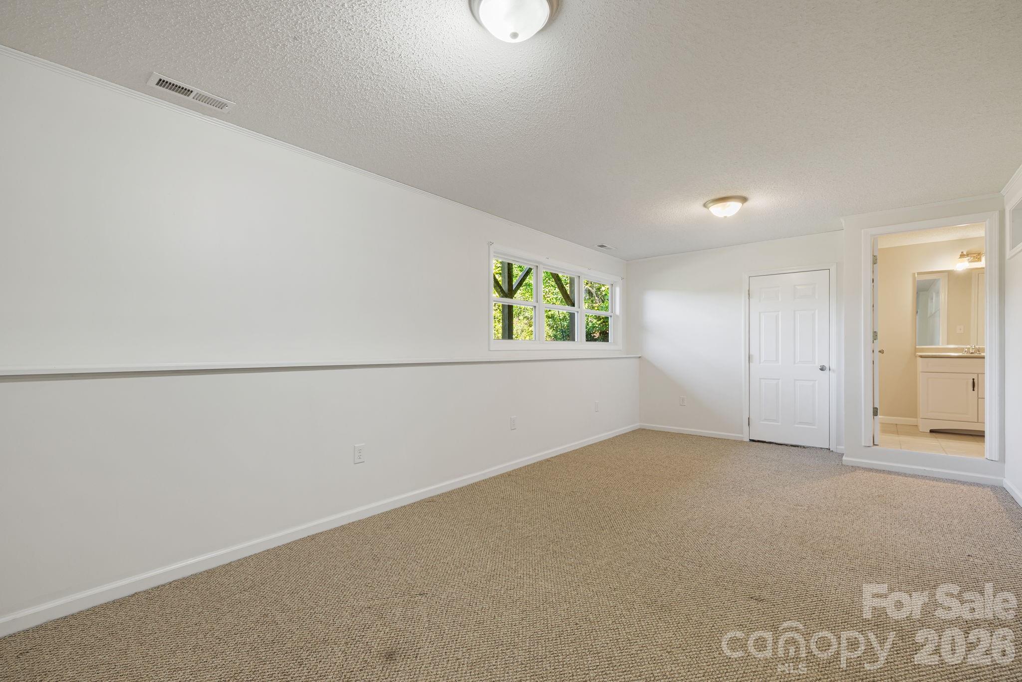 207 Christina Court — Asheville