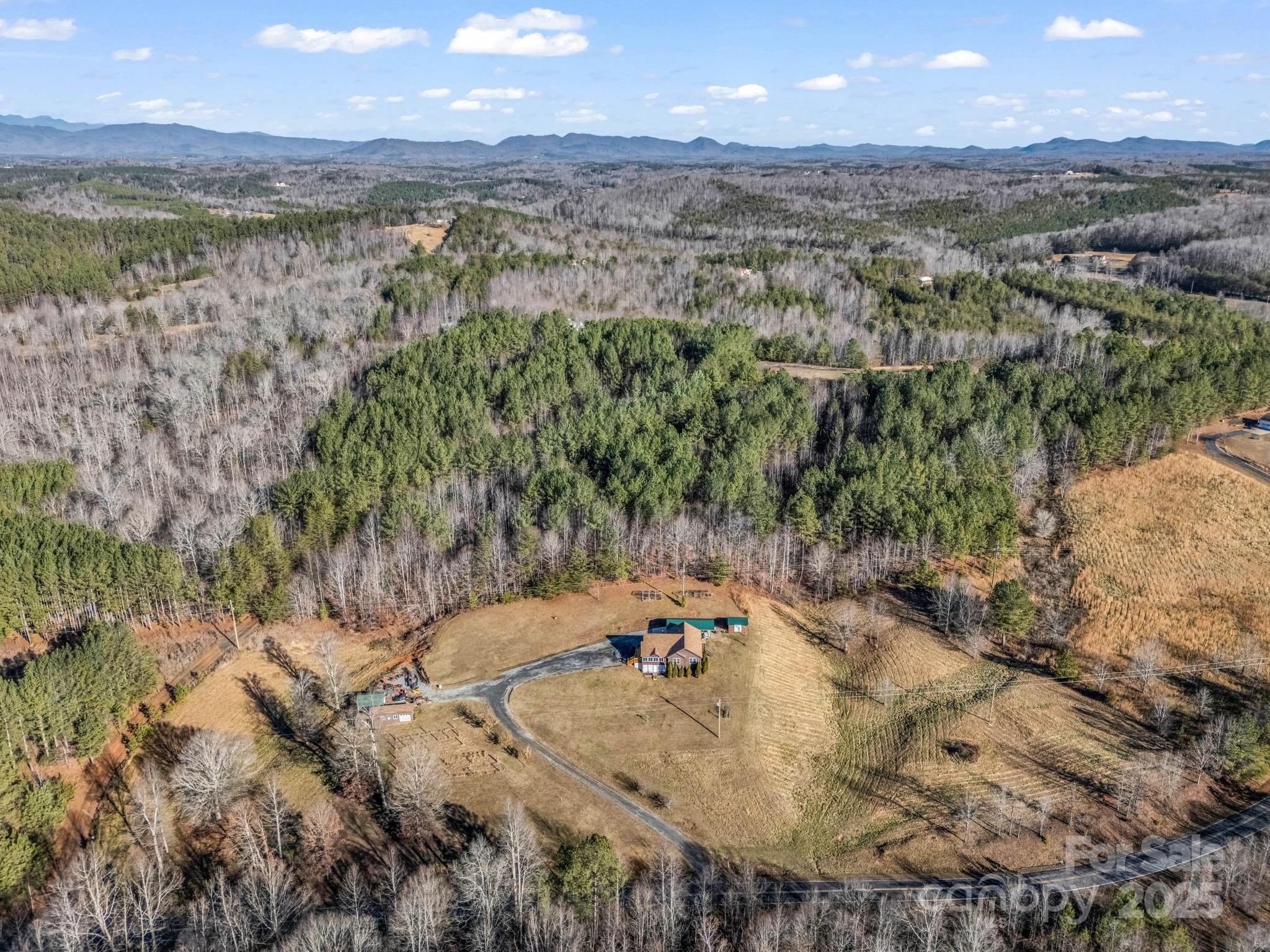 526 River Road — Rutherfordton