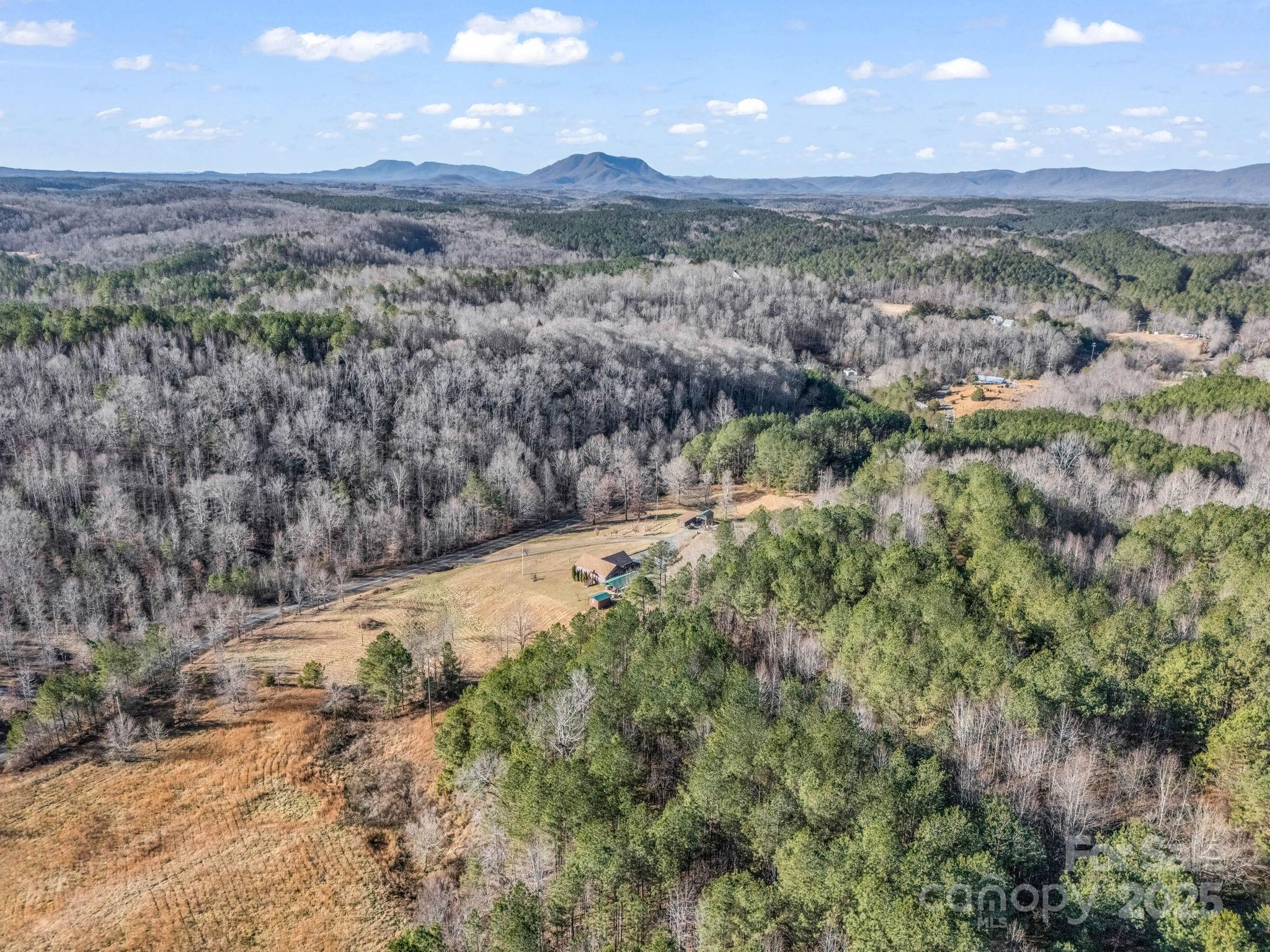 526 River Road — Rutherfordton