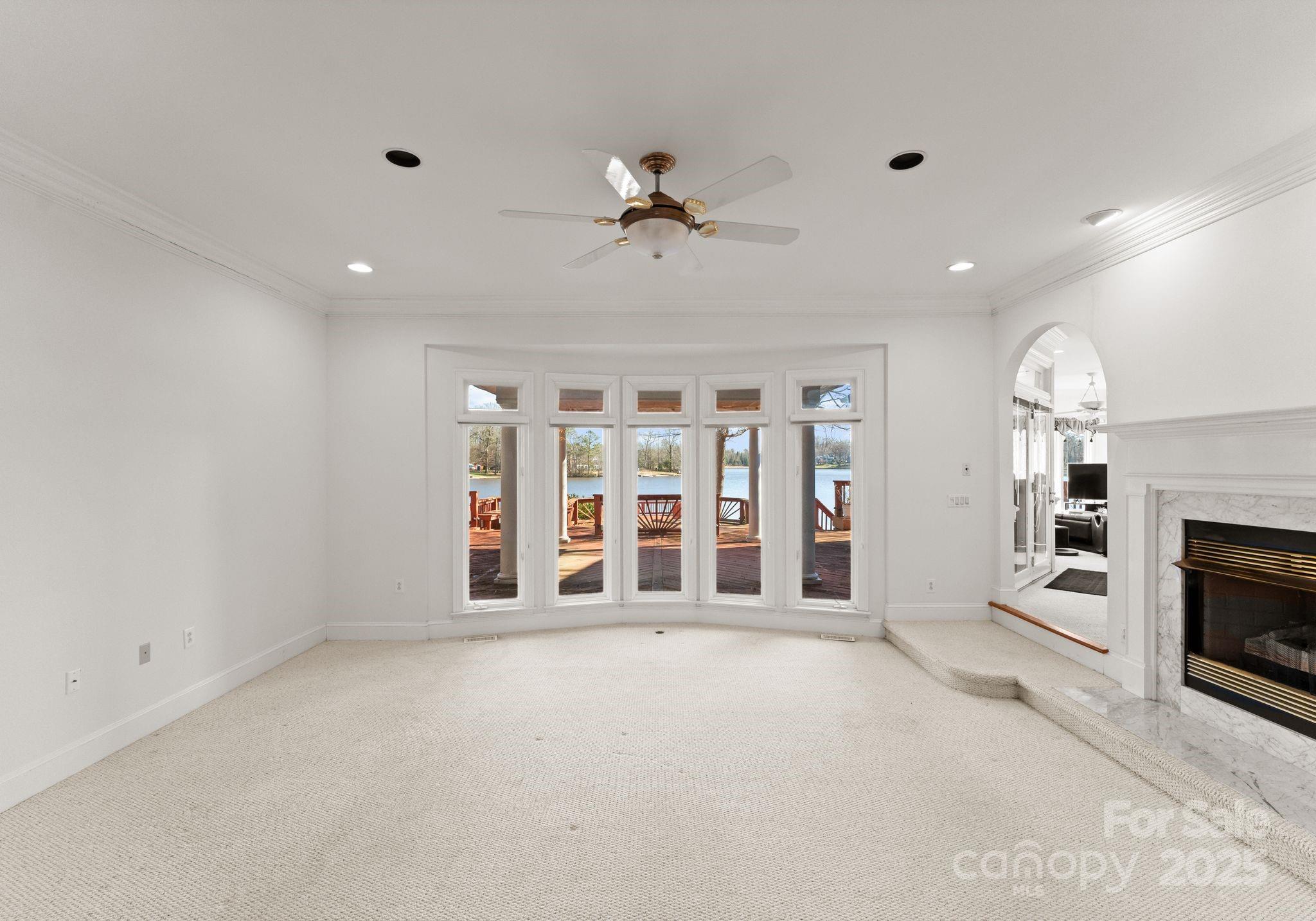 718 Eagle Point Court — Matthews