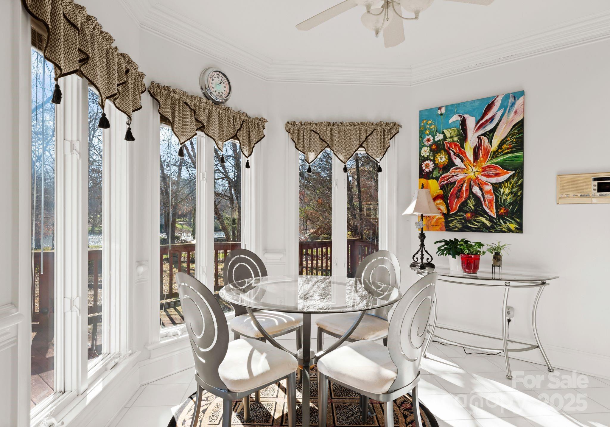 718 Eagle Point Court — Matthews