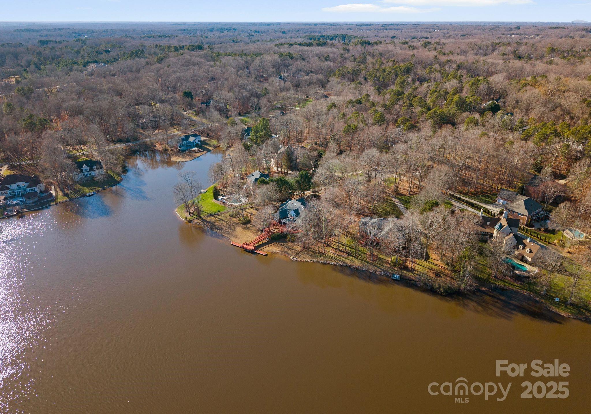 718 Eagle Point Court — Matthews