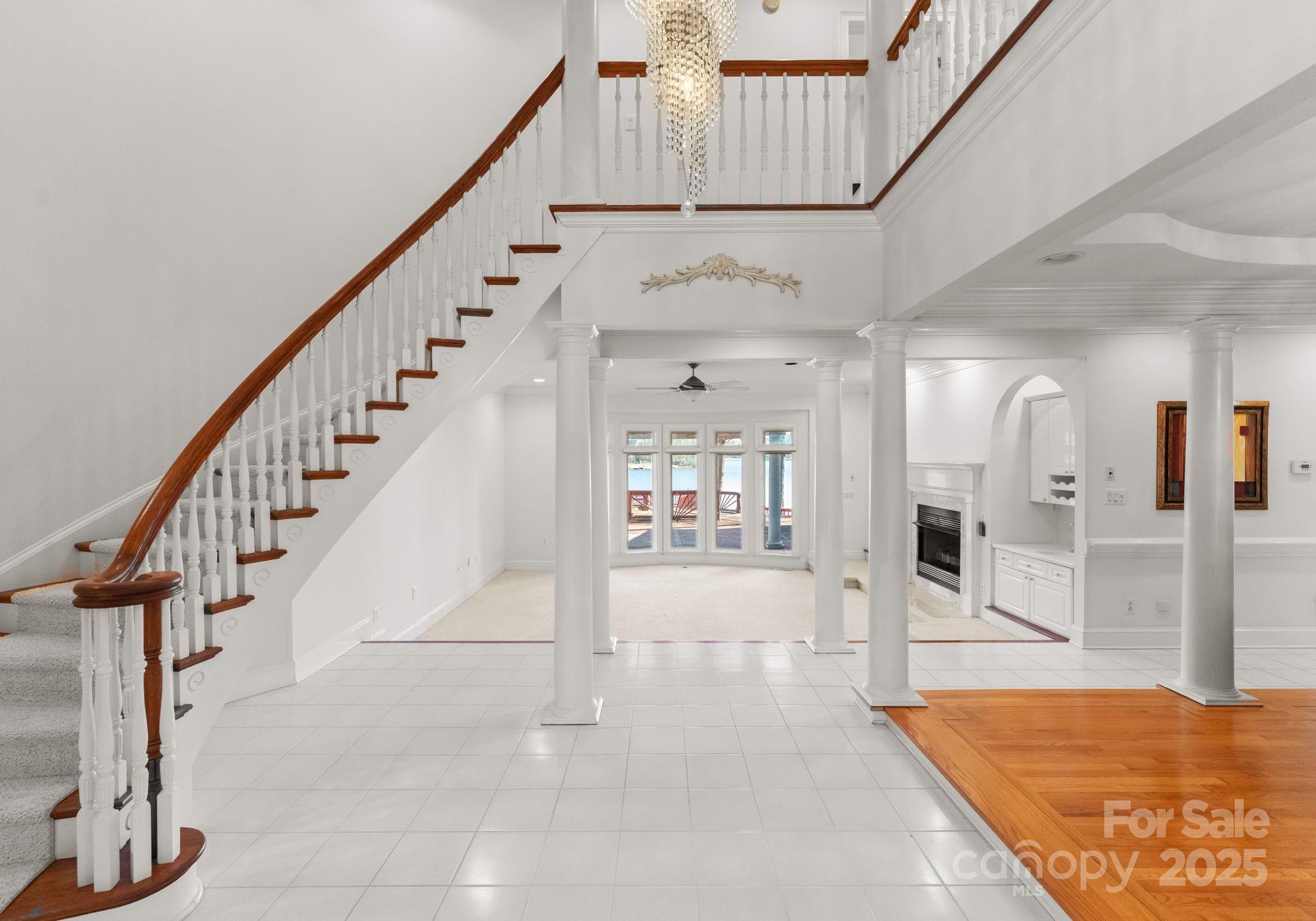 718 Eagle Point Court — Matthews