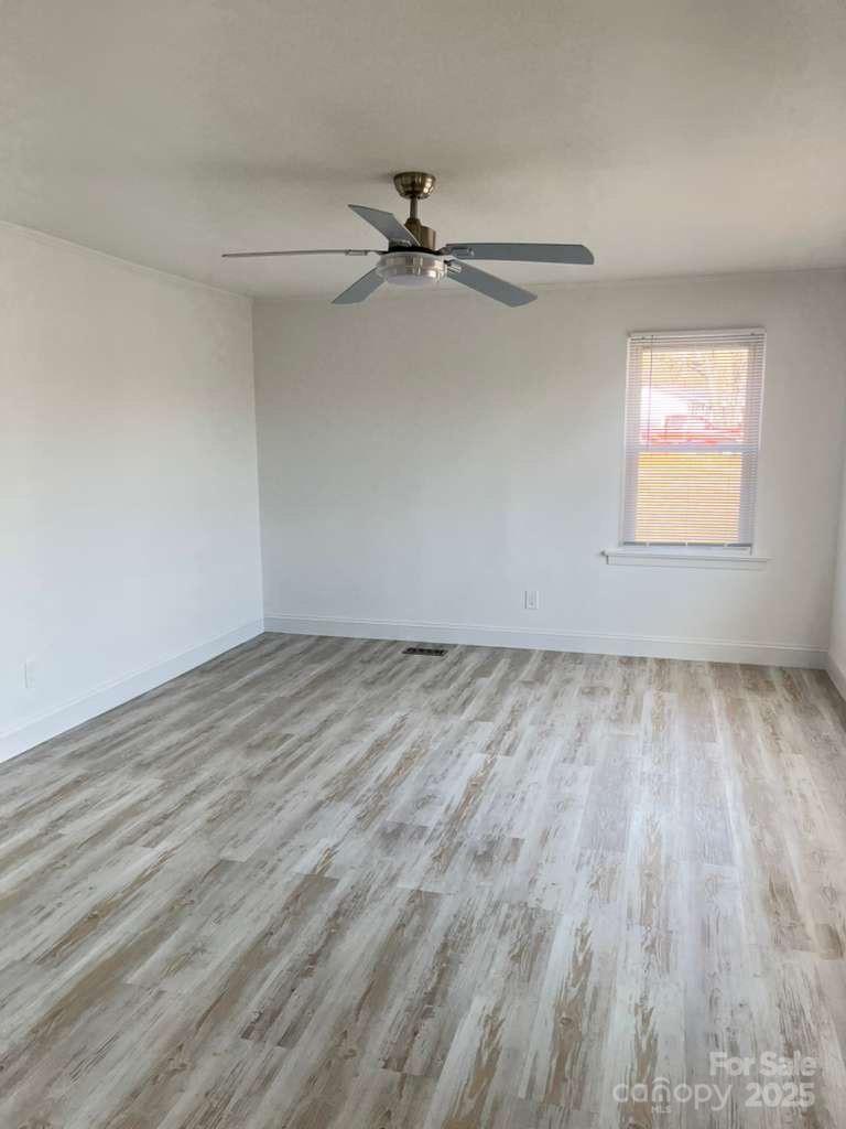 1073 Springdale Drive — Maiden