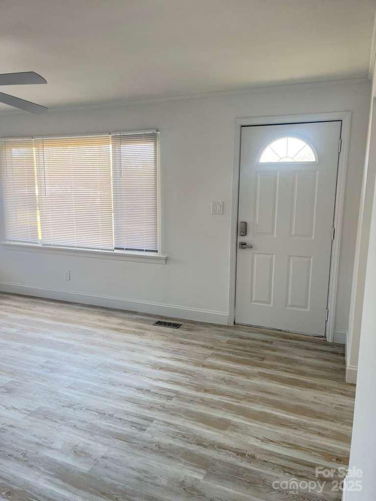 1073 Springdale Drive — Maiden