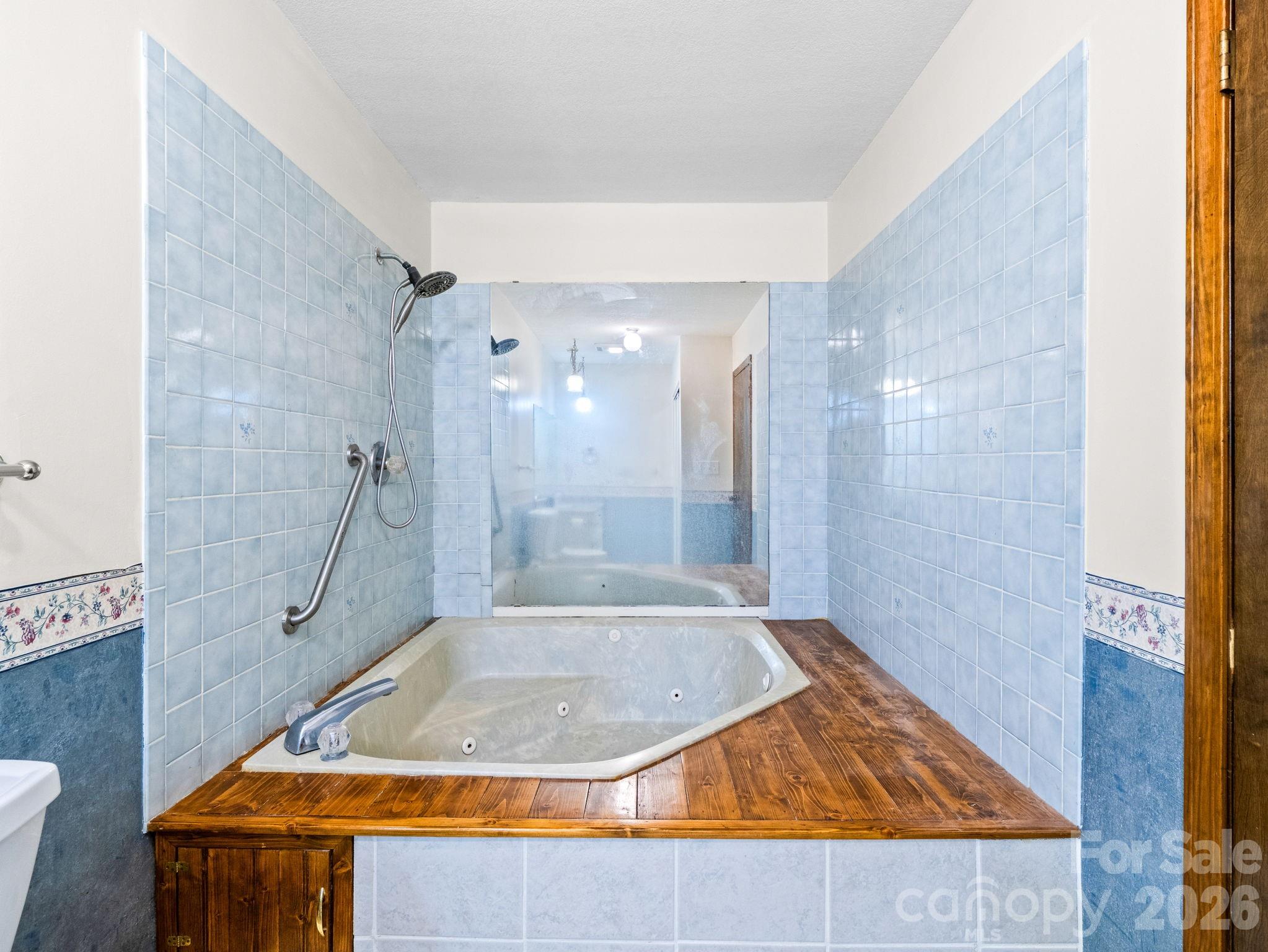 111 Buckeye Road — Lake Lure