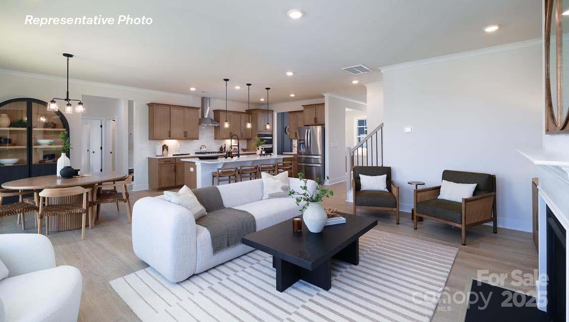 2227 Keppel Court — York