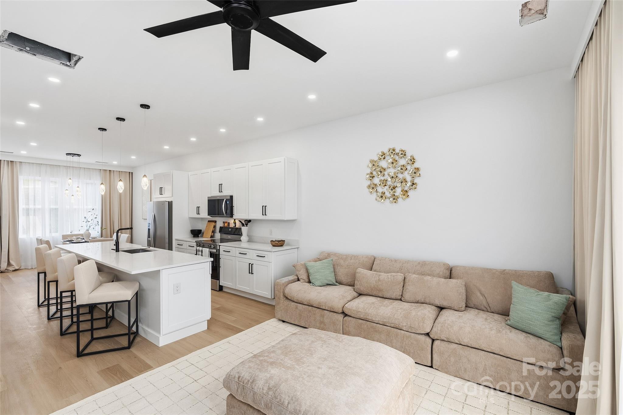 41 Richland Street — Waynesville
