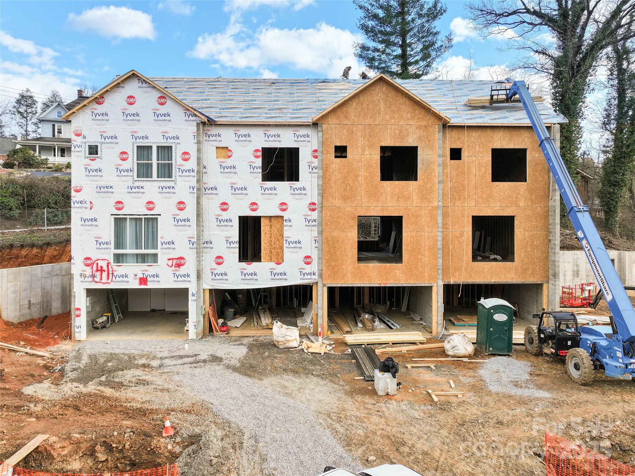 41 Richland Street — Waynesville