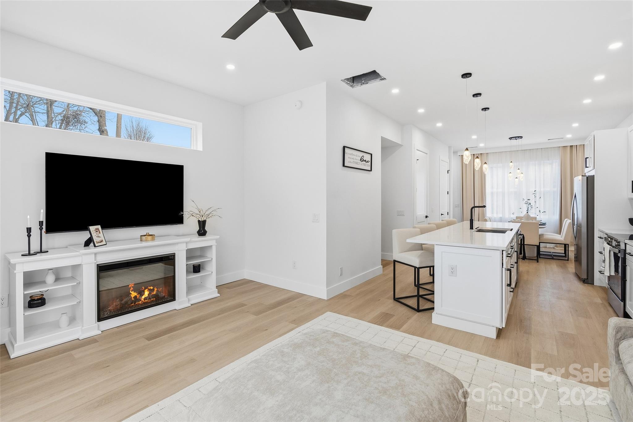 41 Richland Street — Waynesville