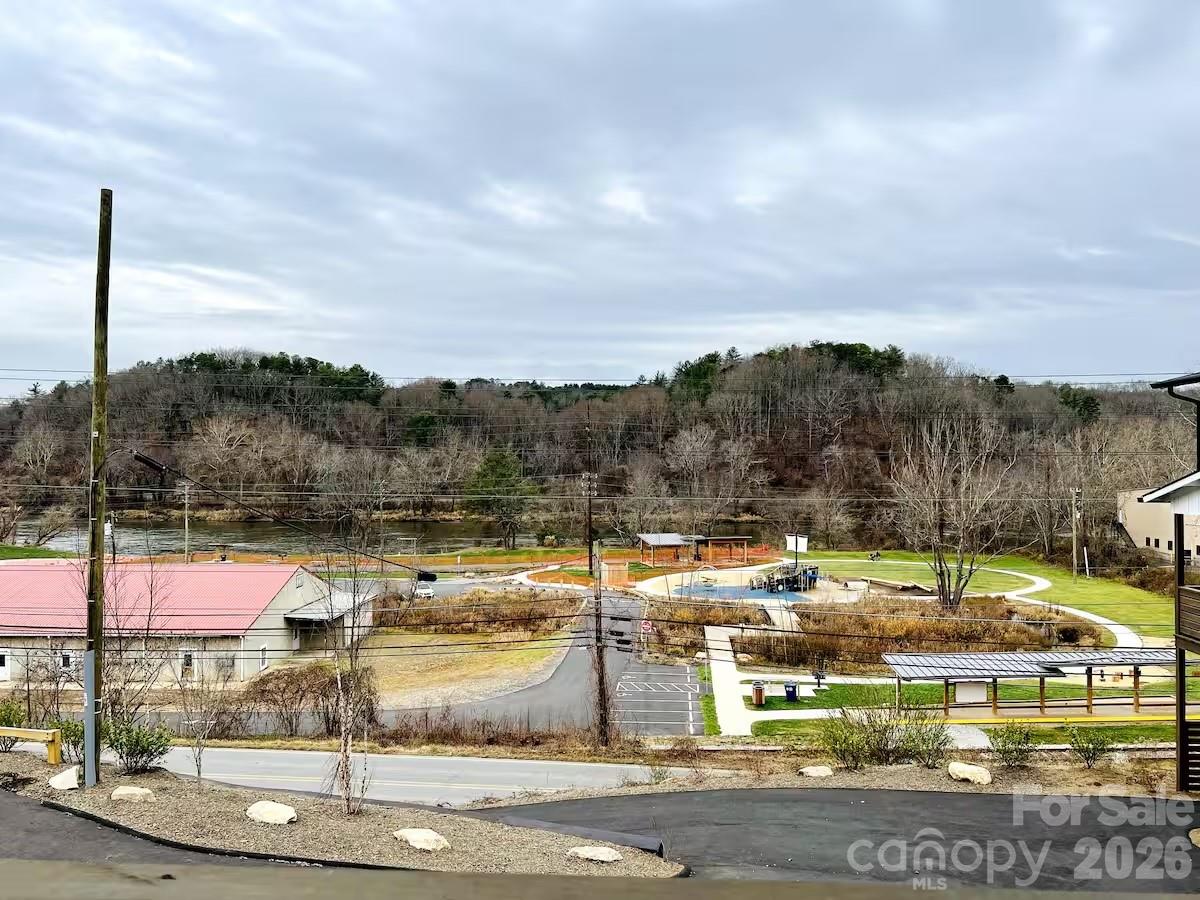 1063 Riverside Drive — Asheville