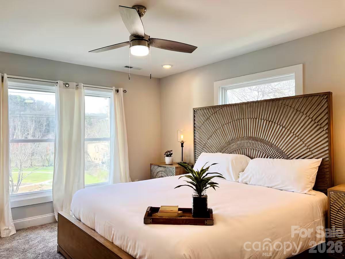 1063 Riverside Drive — Asheville
