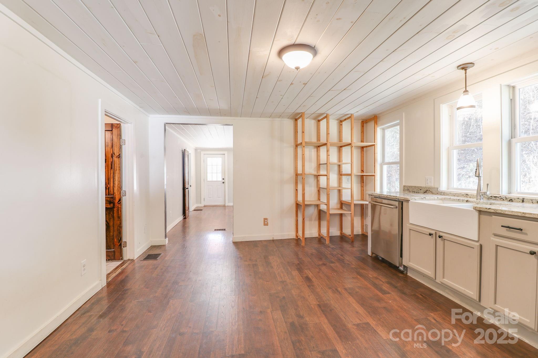 1108 Jenkins Valley Road — Alexander