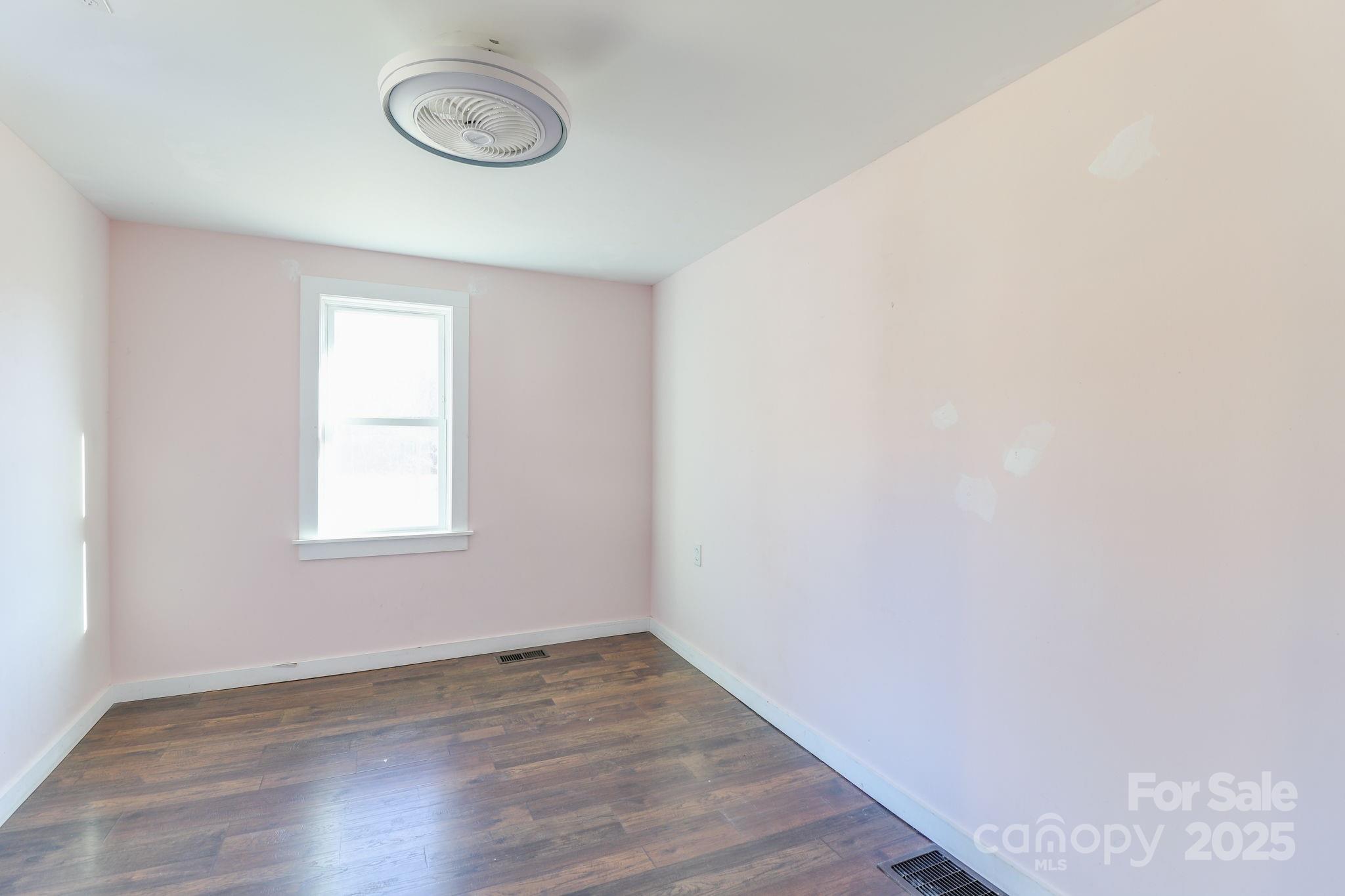 1108 Jenkins Valley Road — Alexander