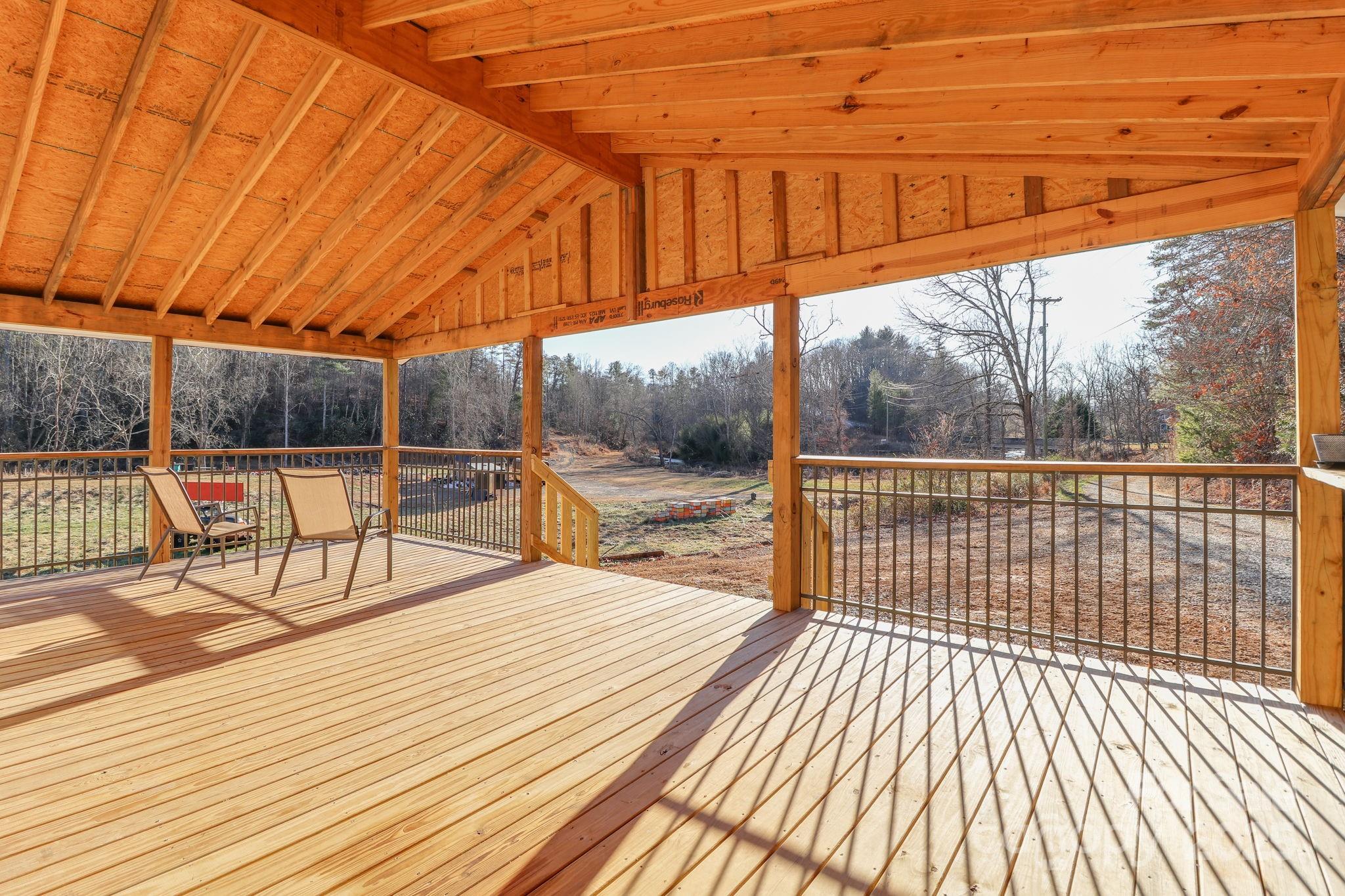 1108 Jenkins Valley Road — Alexander