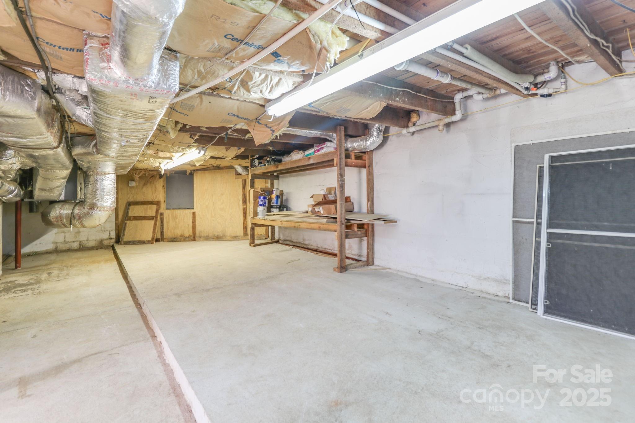 1108 Jenkins Valley Road — Alexander