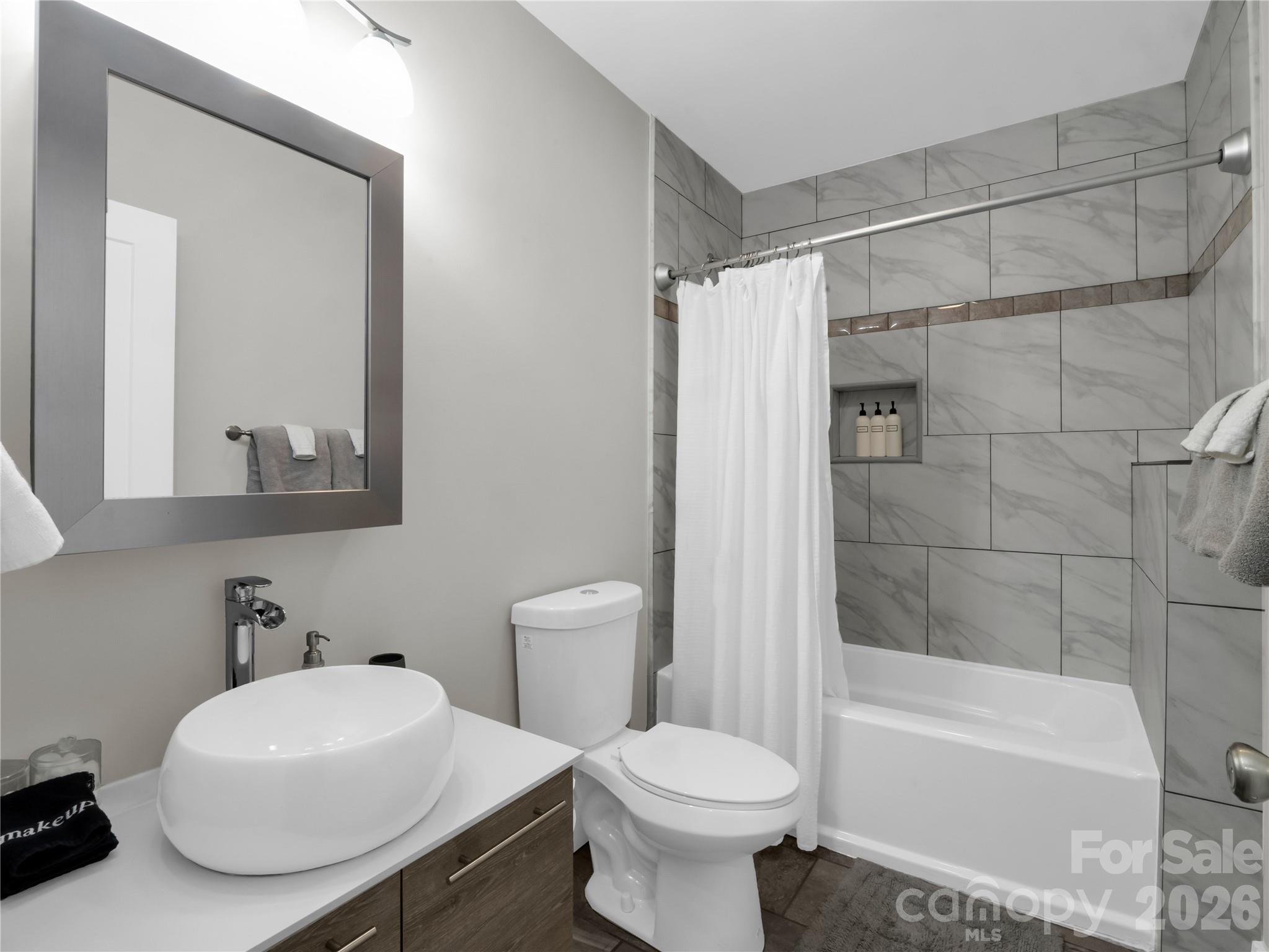 109 Elf Haven Lane — Weaverville