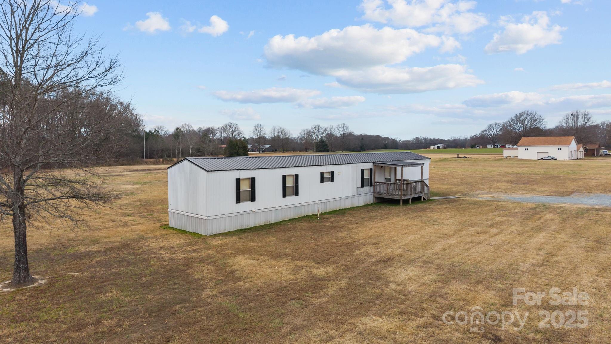 2909 New Town Road — Monroe
