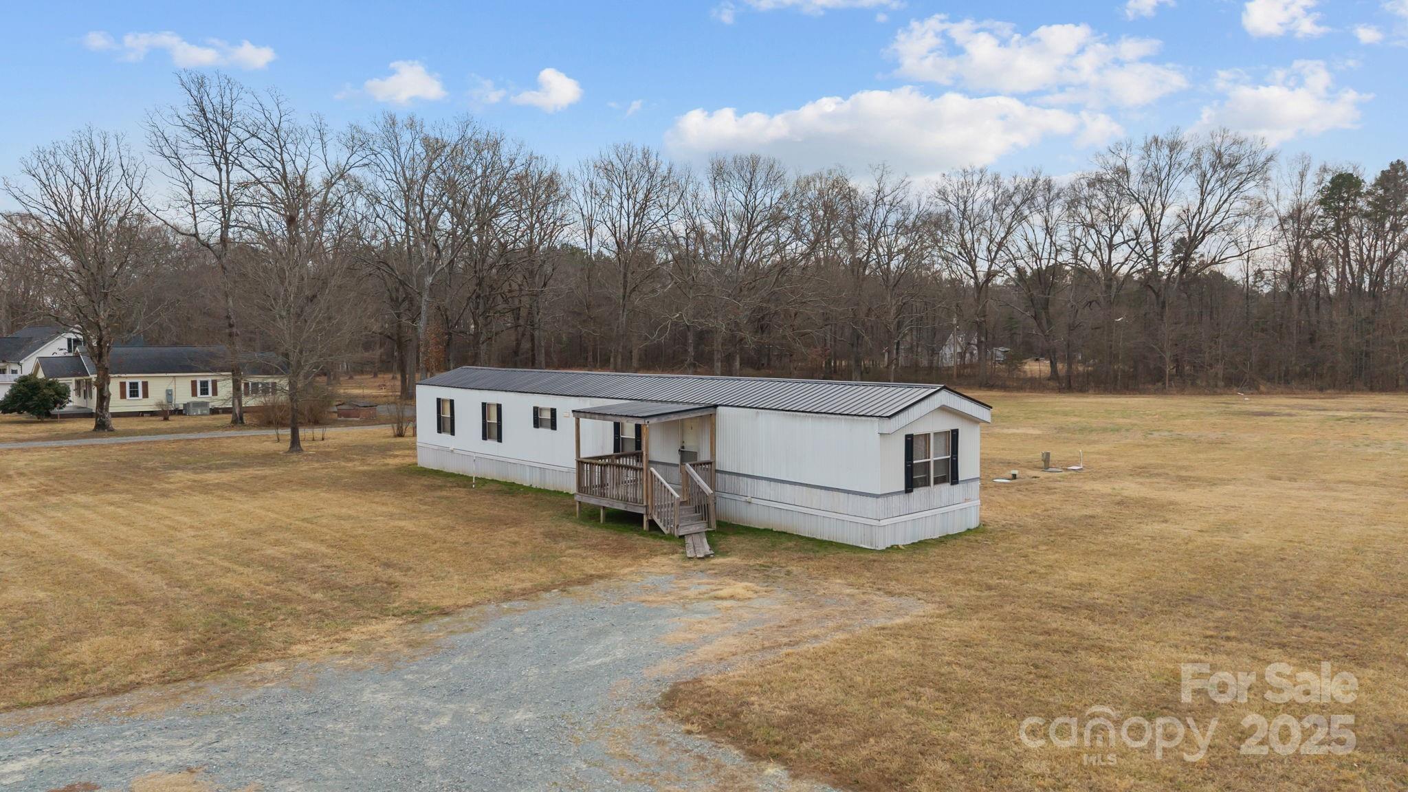 2909 New Town Road — Monroe