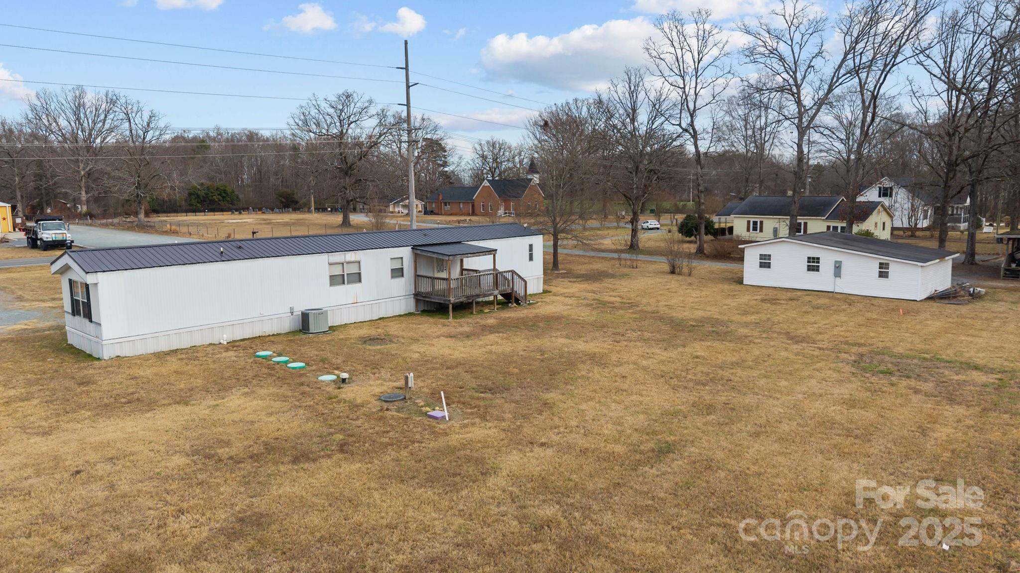 2909 New Town Road — Monroe