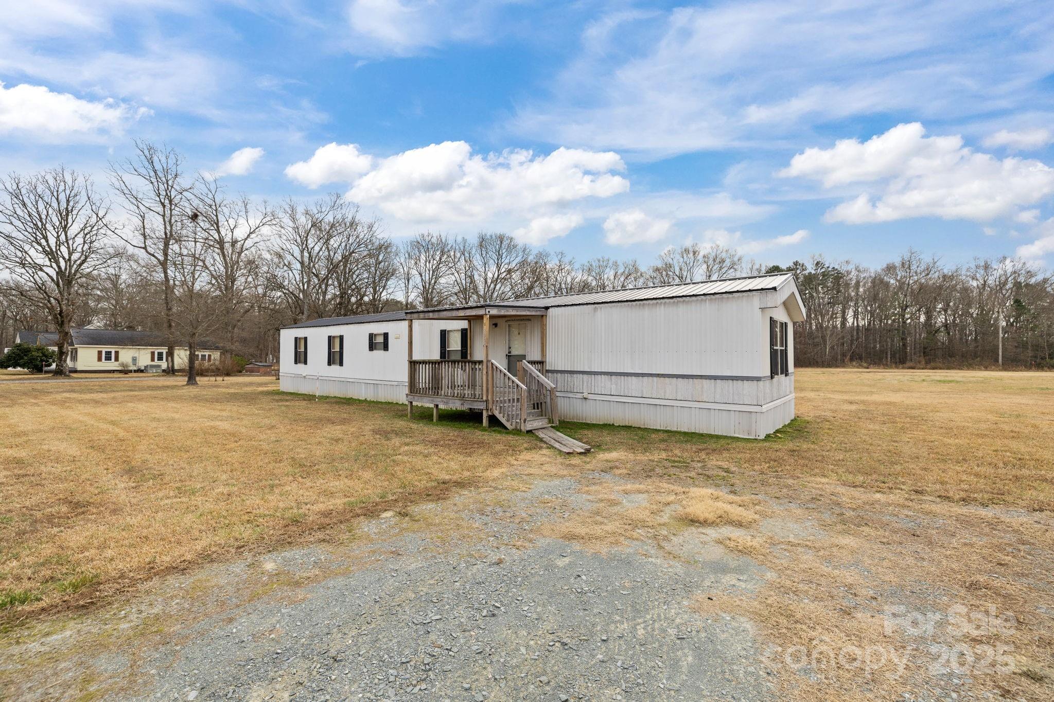 2909 New Town Road — Monroe
