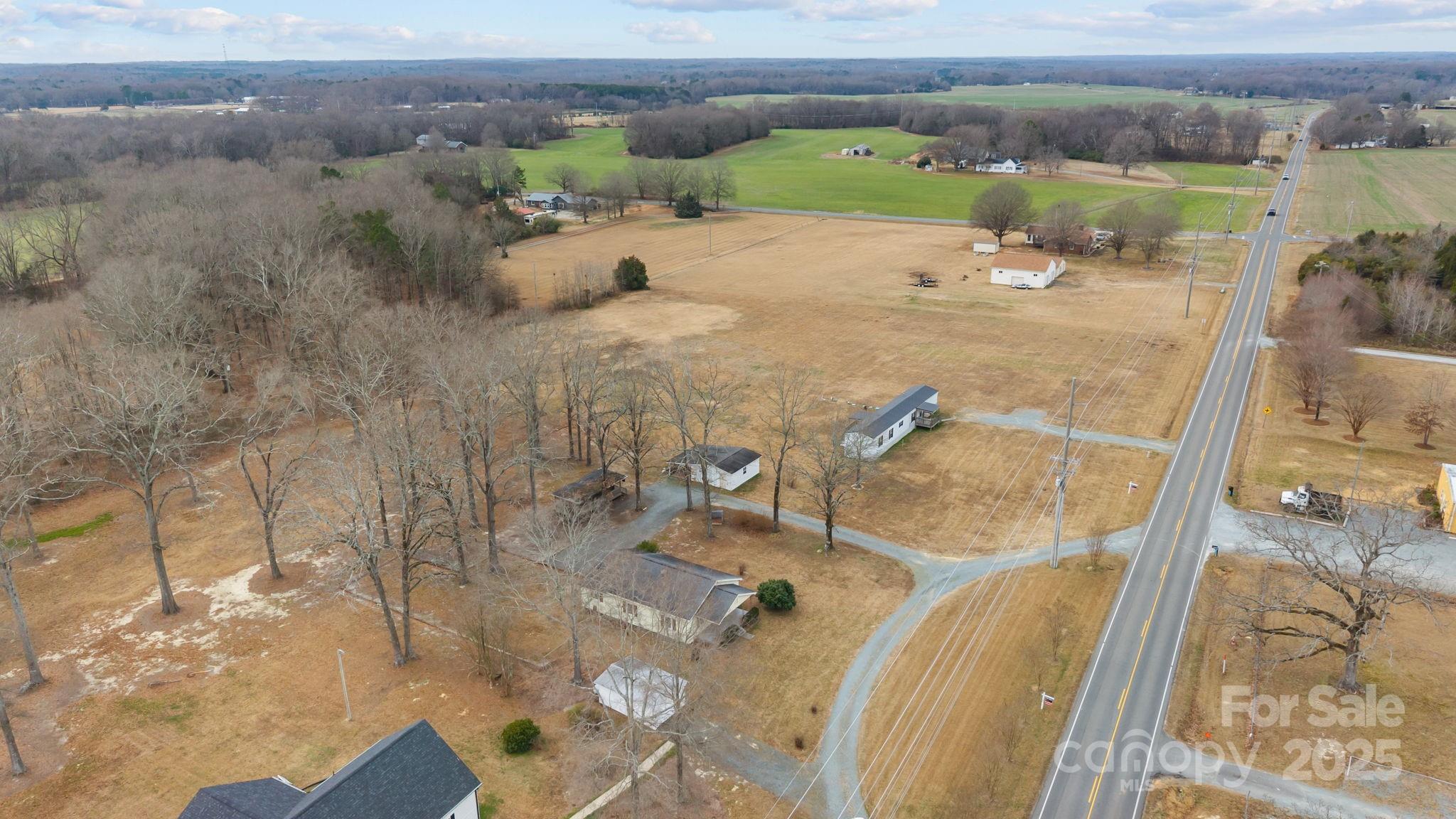 2909 New Town Road — Monroe