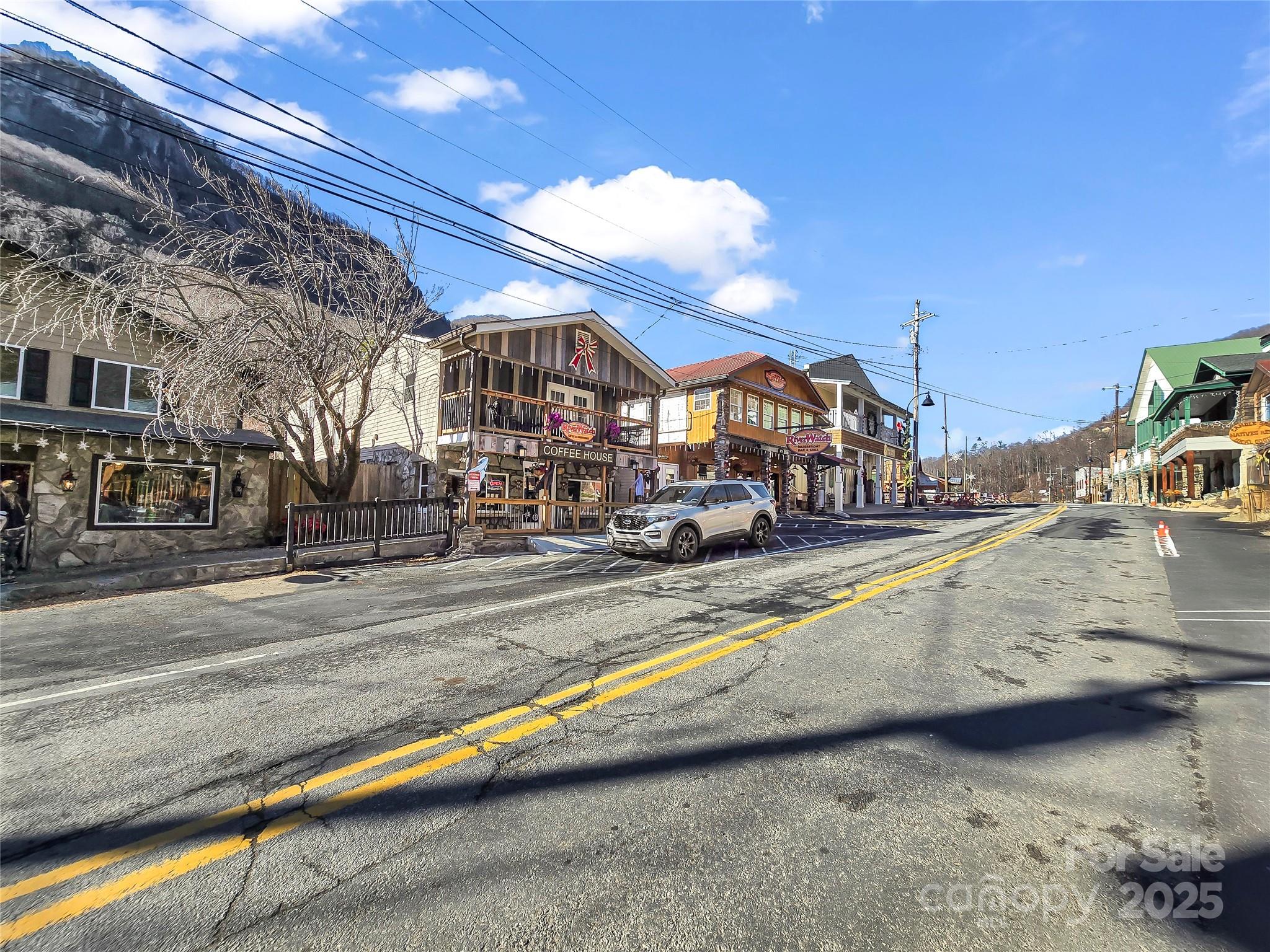 950 Main Street #5 — Chimney Rock