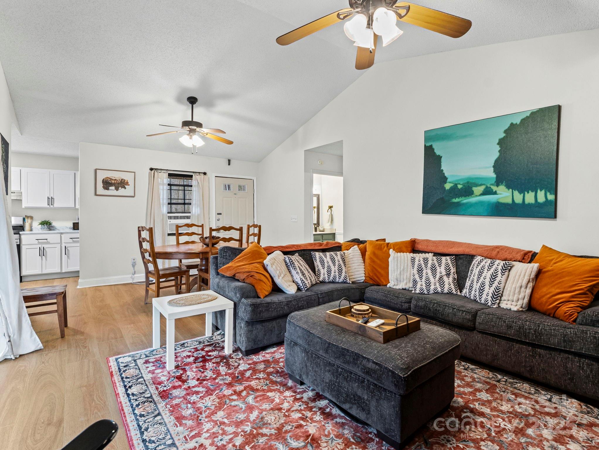 950 Main Street #5 — Chimney Rock