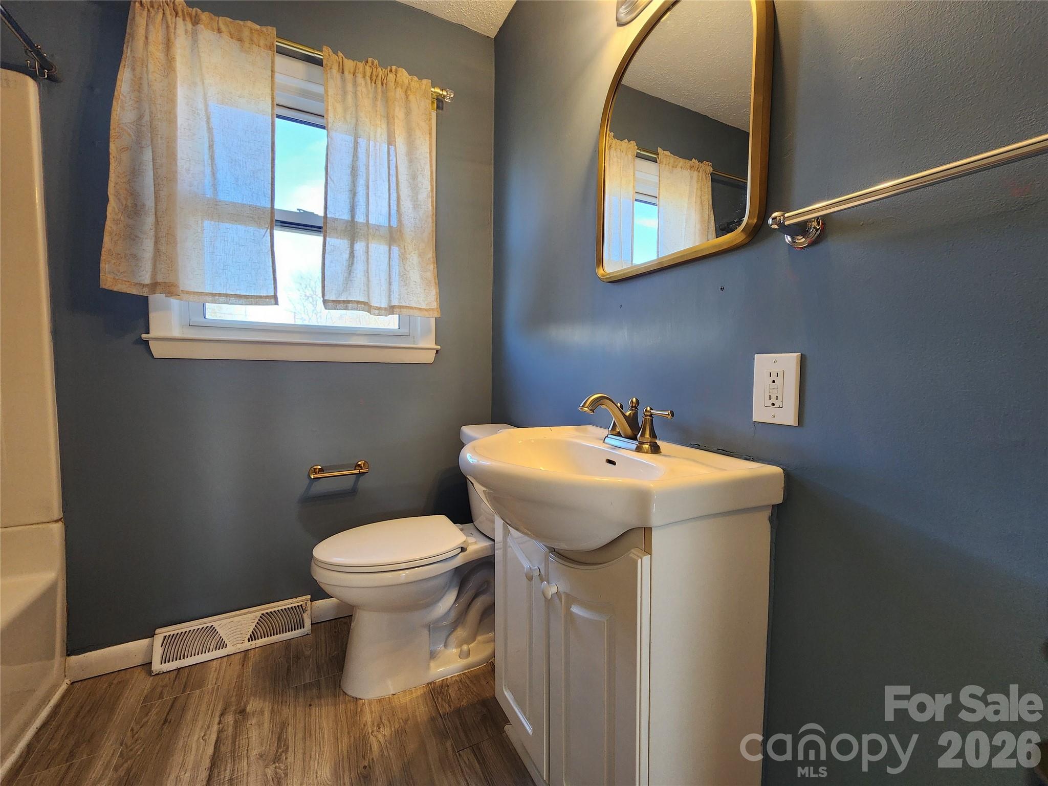 31 Stanley Street — Candler