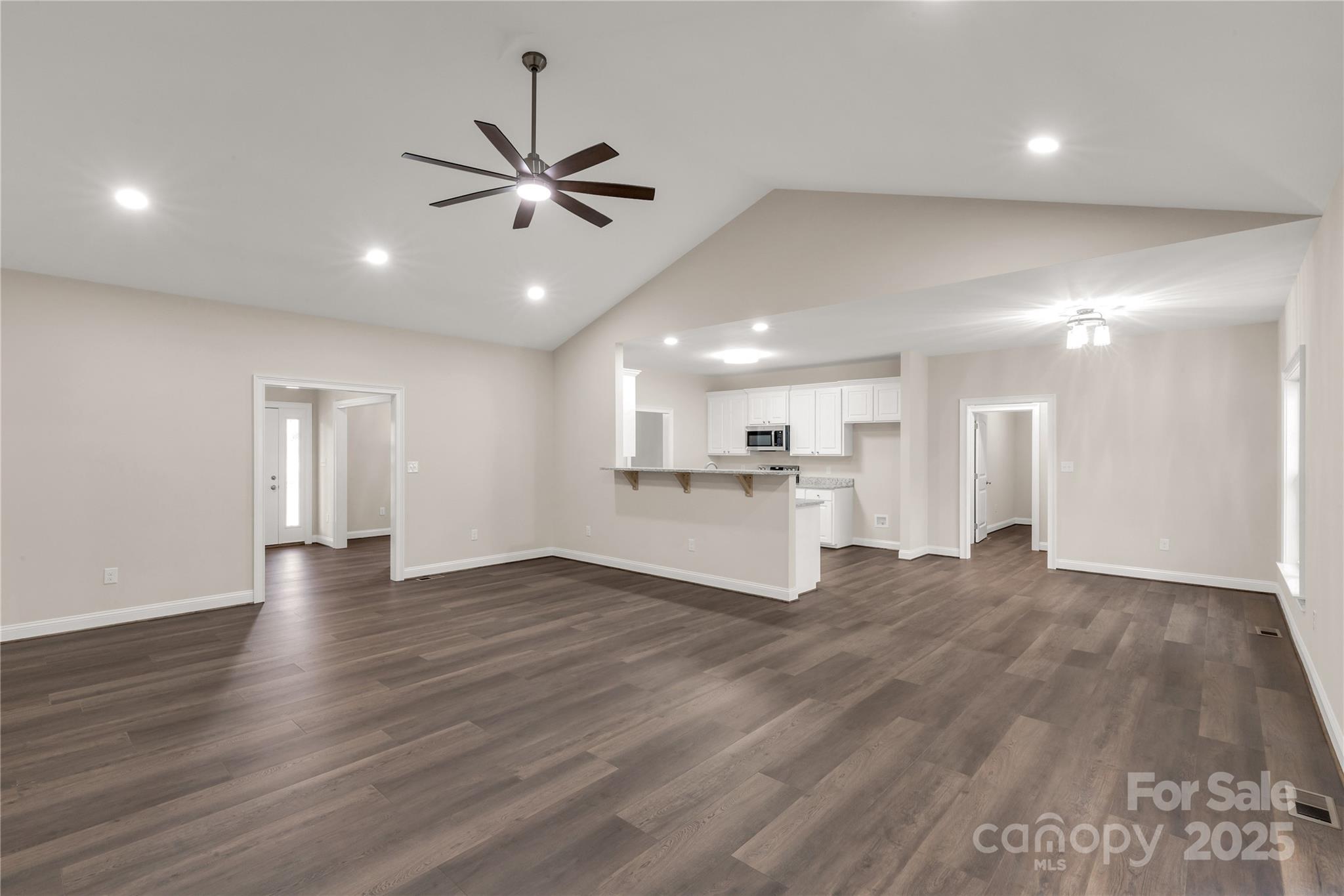 1489 Paraham Road S — York
