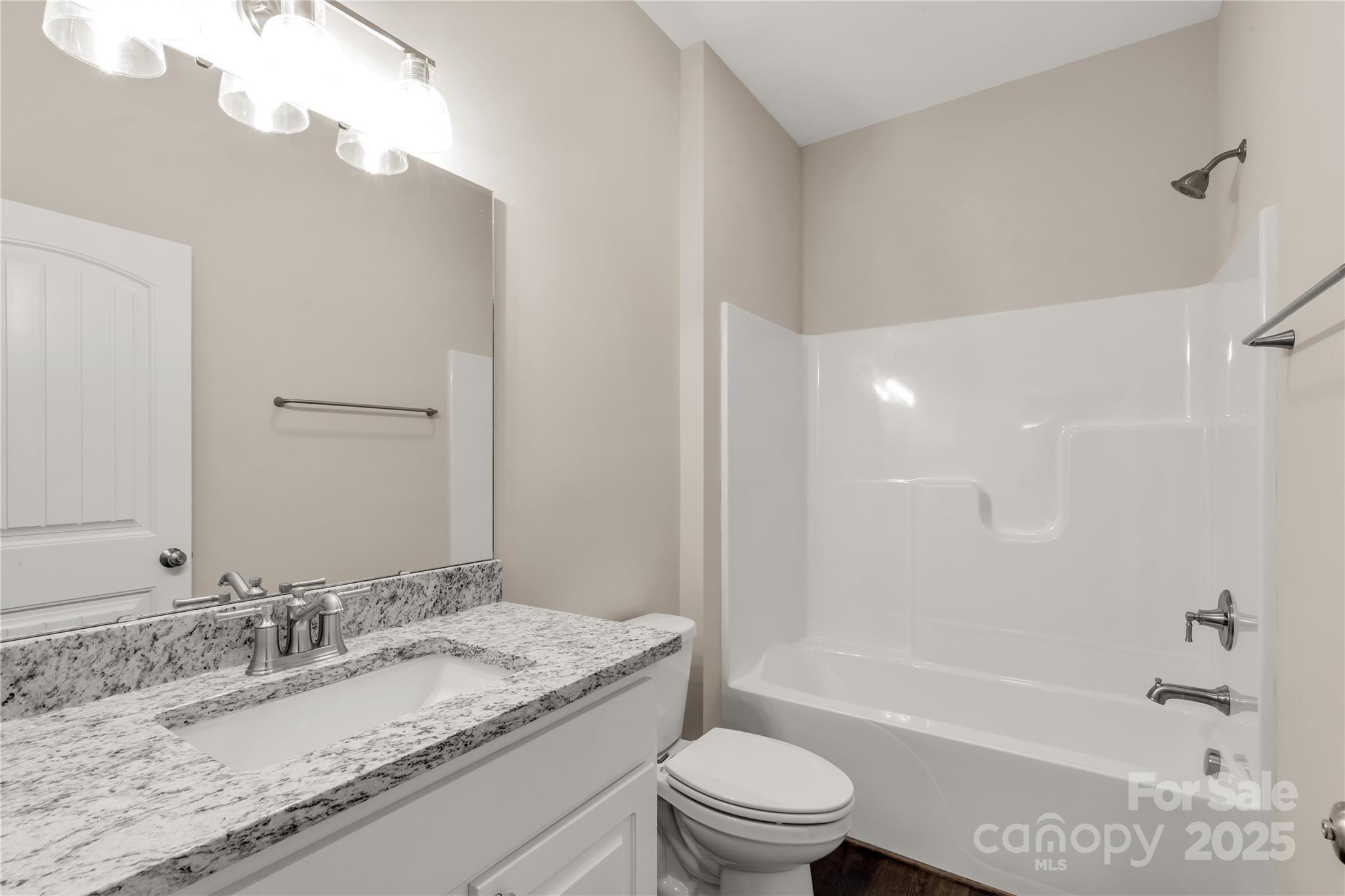 1489 Paraham Road S — York