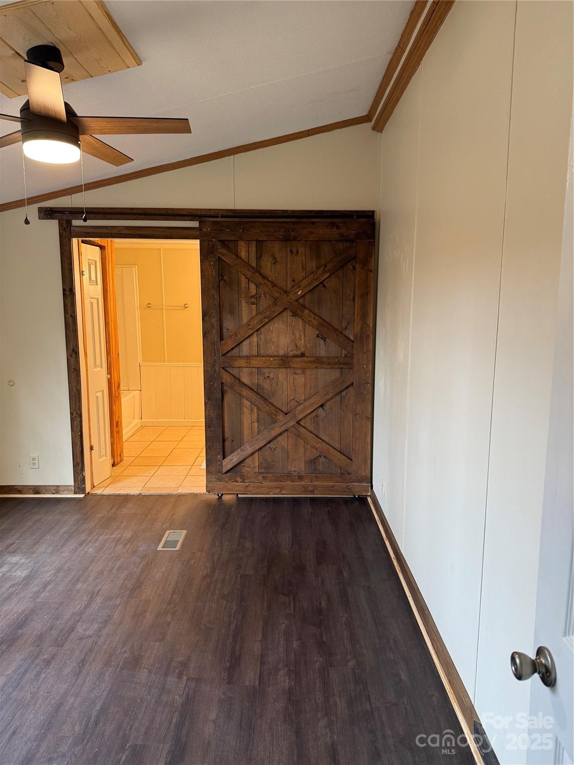 55 Twin Oaks Lane — Spruce Pine