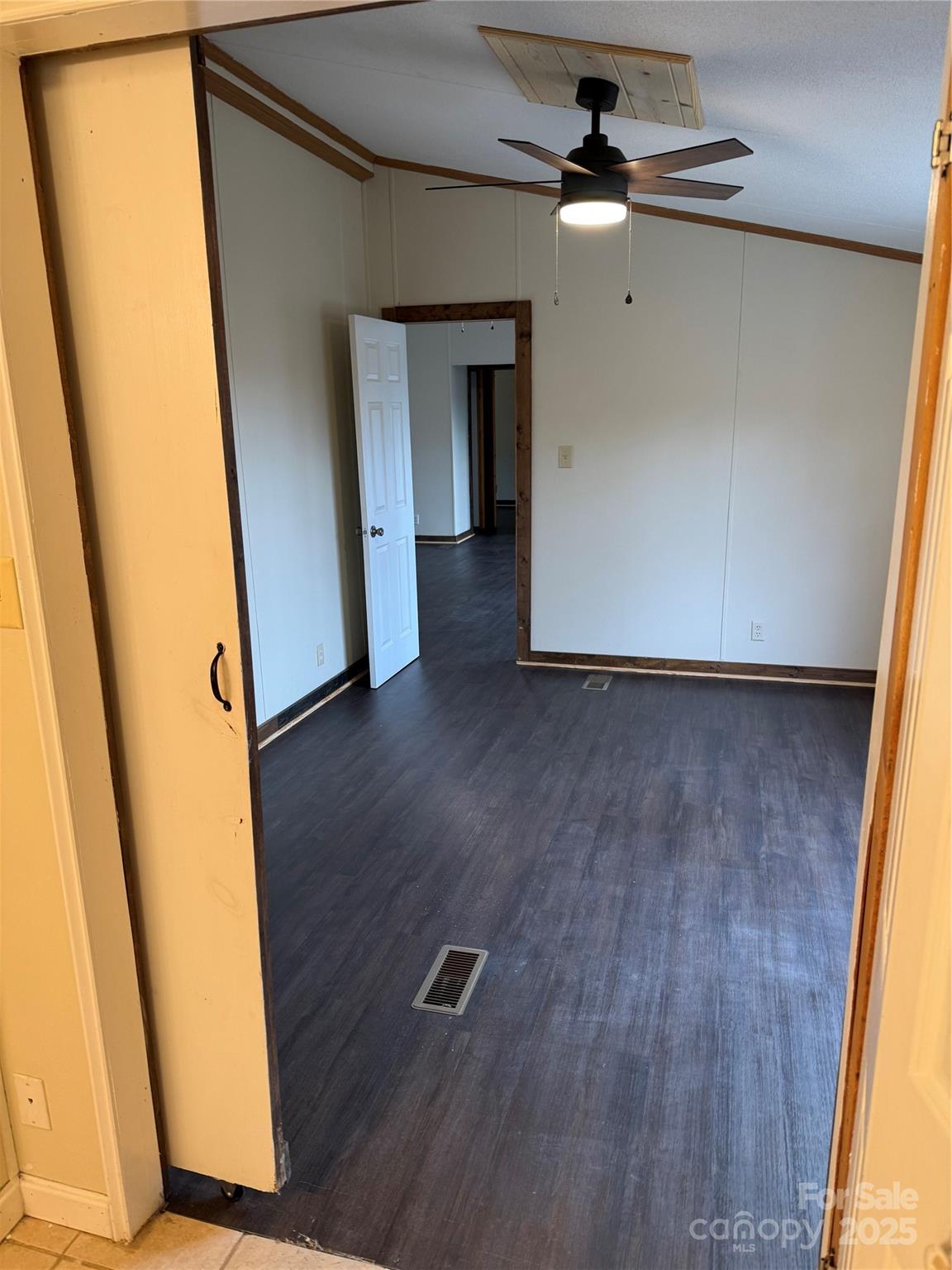 55 Twin Oaks Lane — Spruce Pine