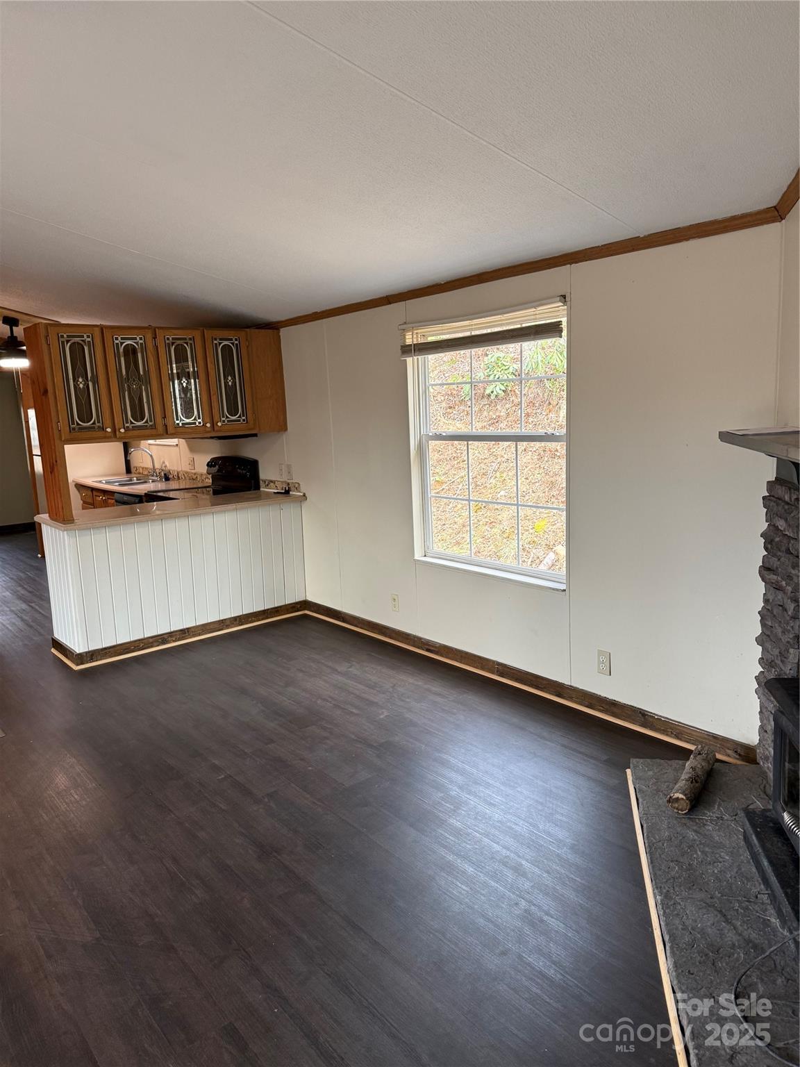 55 Twin Oaks Lane — Spruce Pine