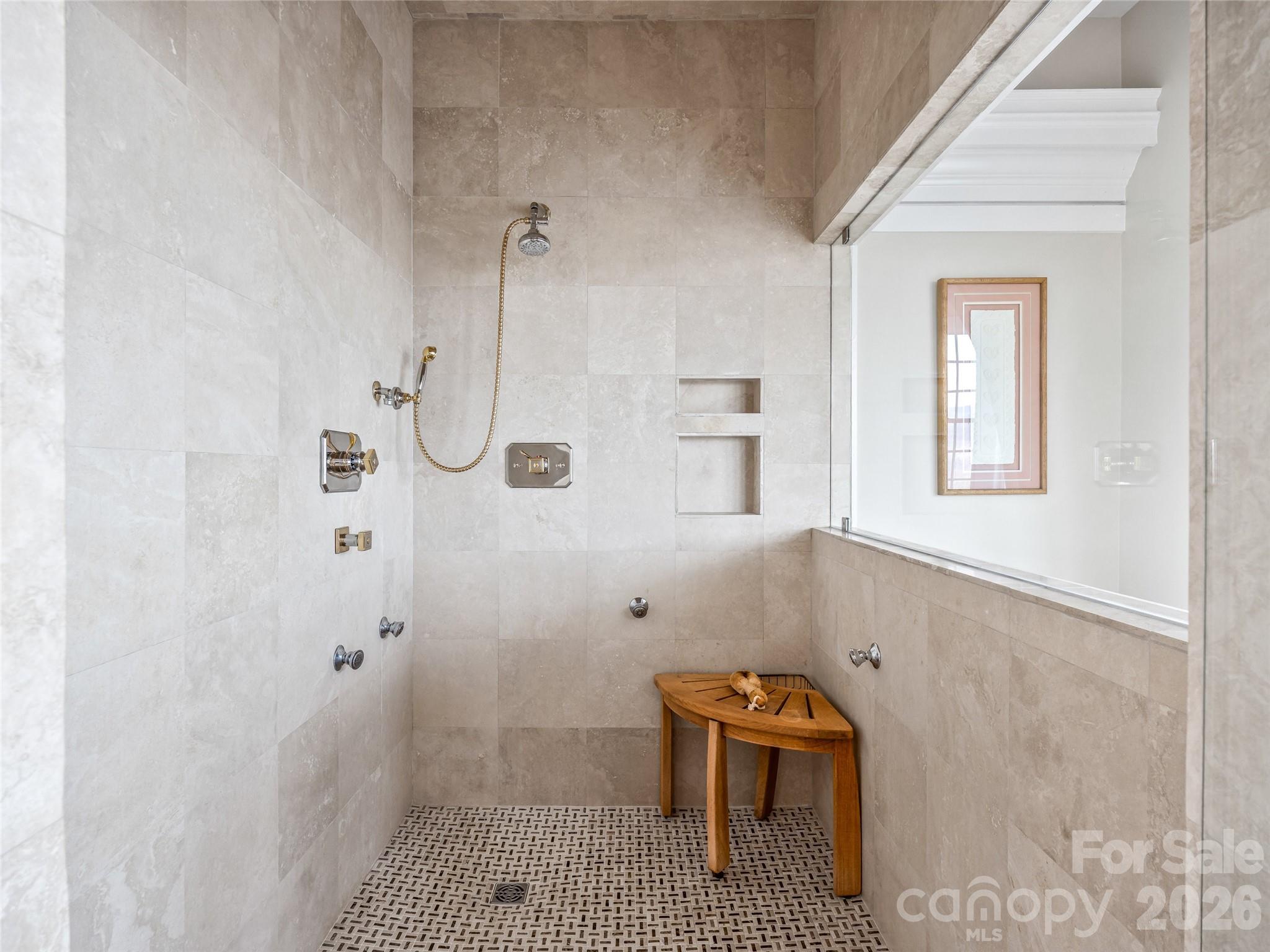 35 Peach Knob Drive — Asheville