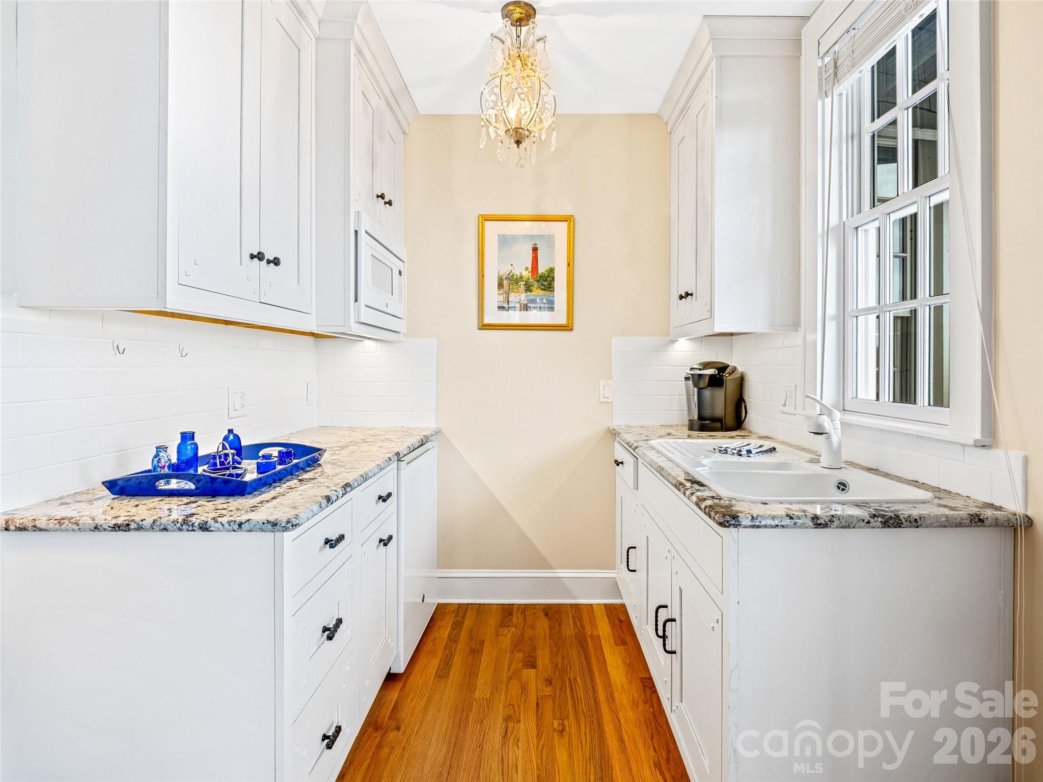 35 Peach Knob Drive — Asheville