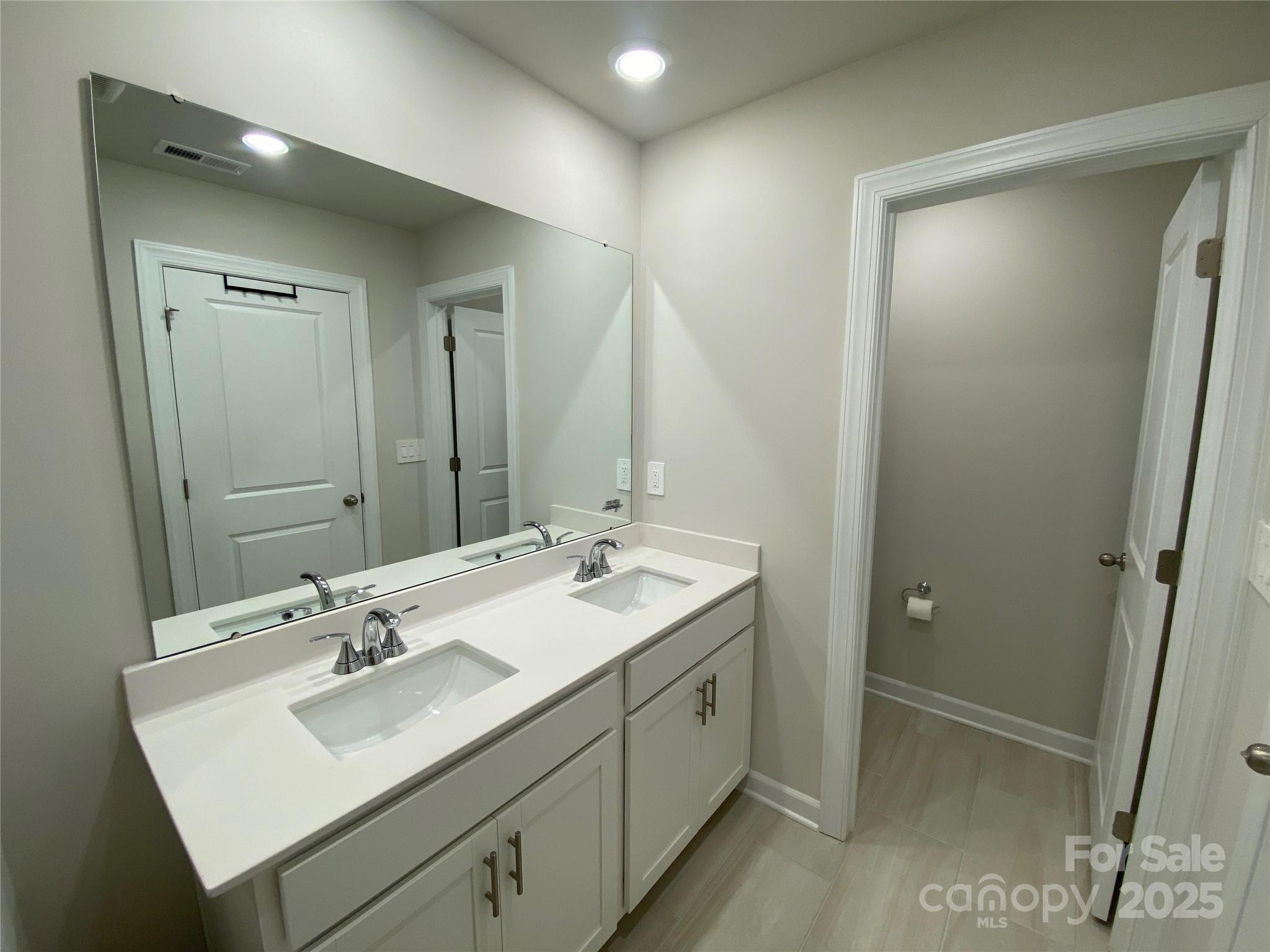 6110 Starview Terrace — Charlotte
