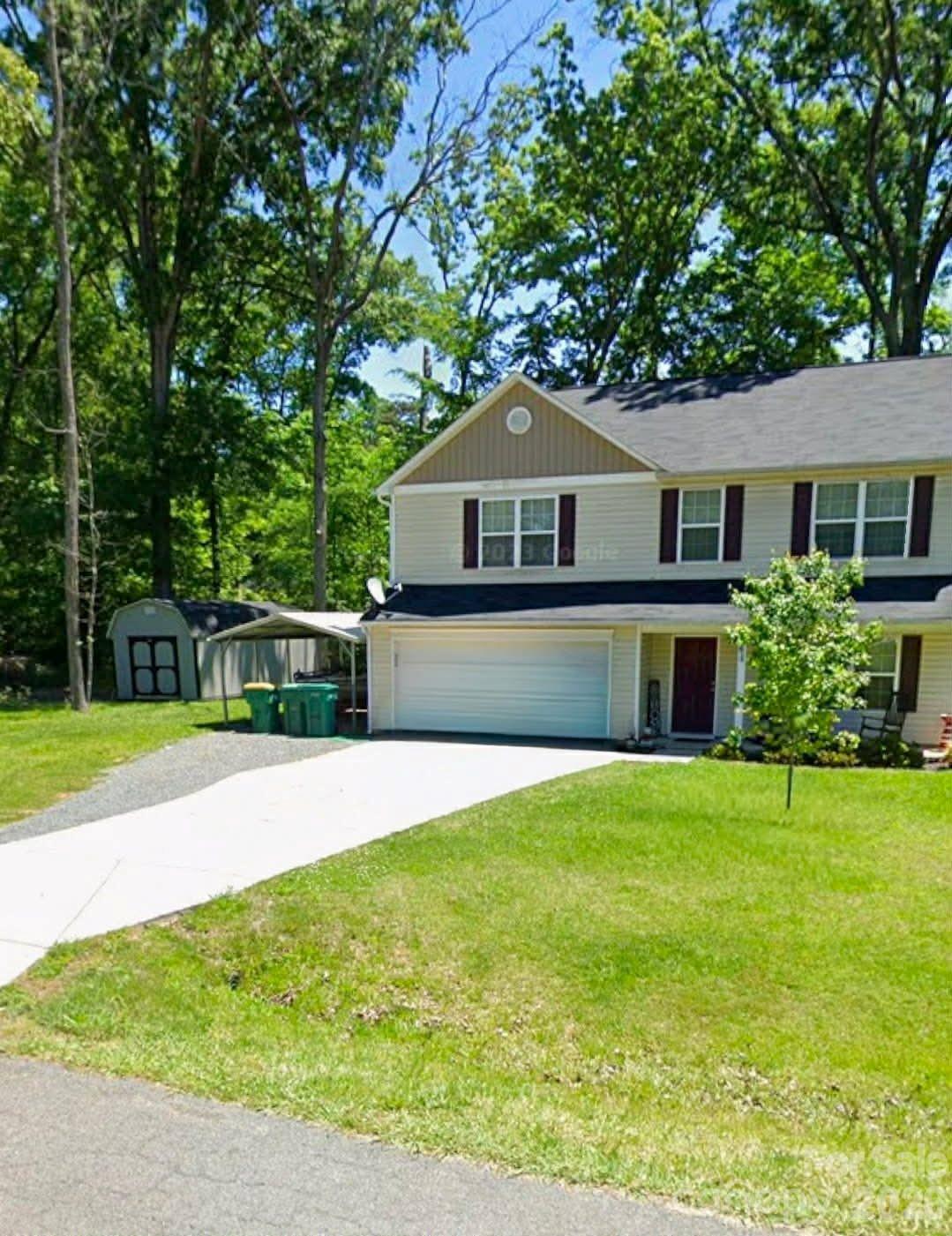 658 Buckskin Road — Oakboro
