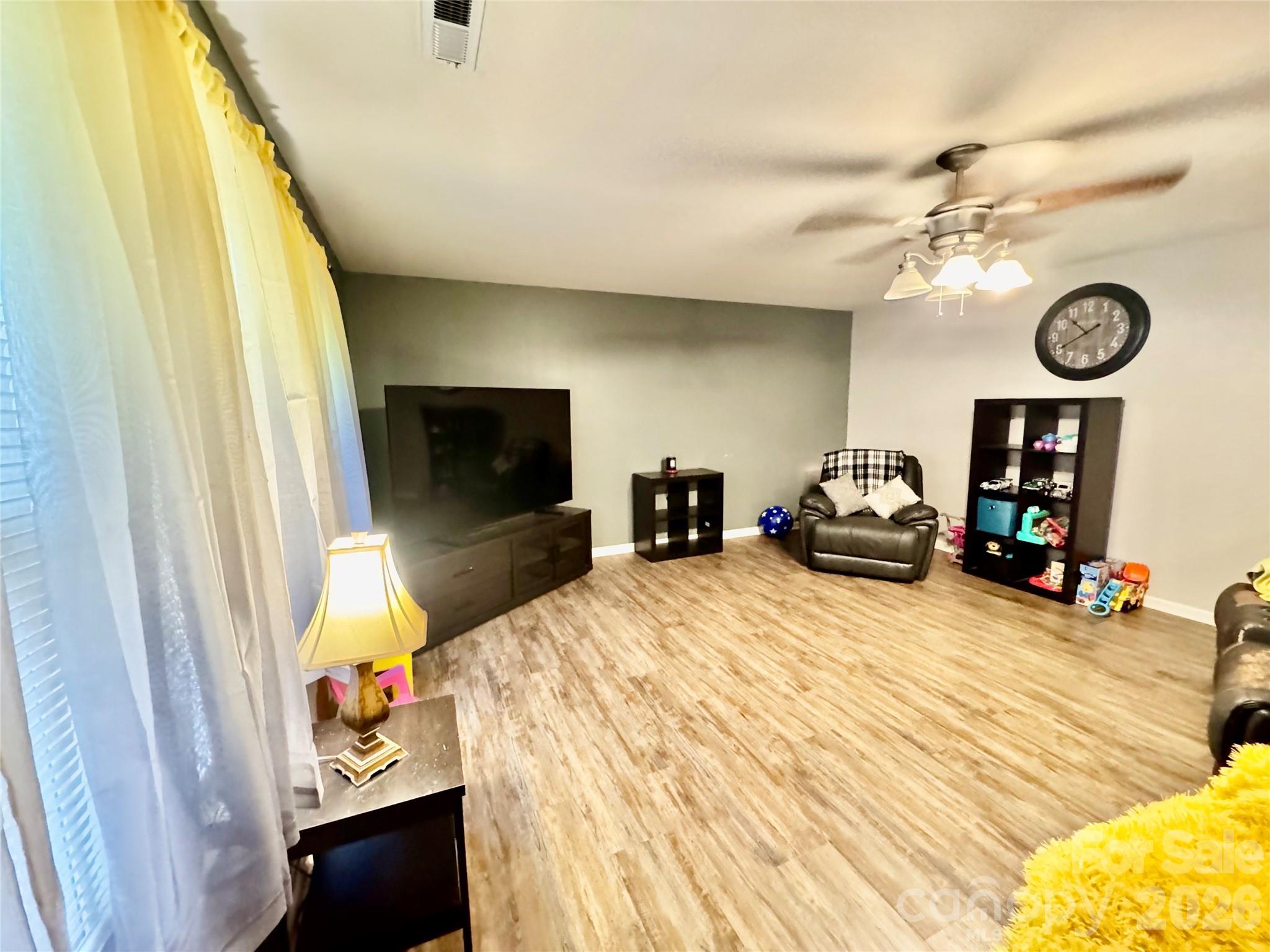 658 Buckskin Road — Oakboro