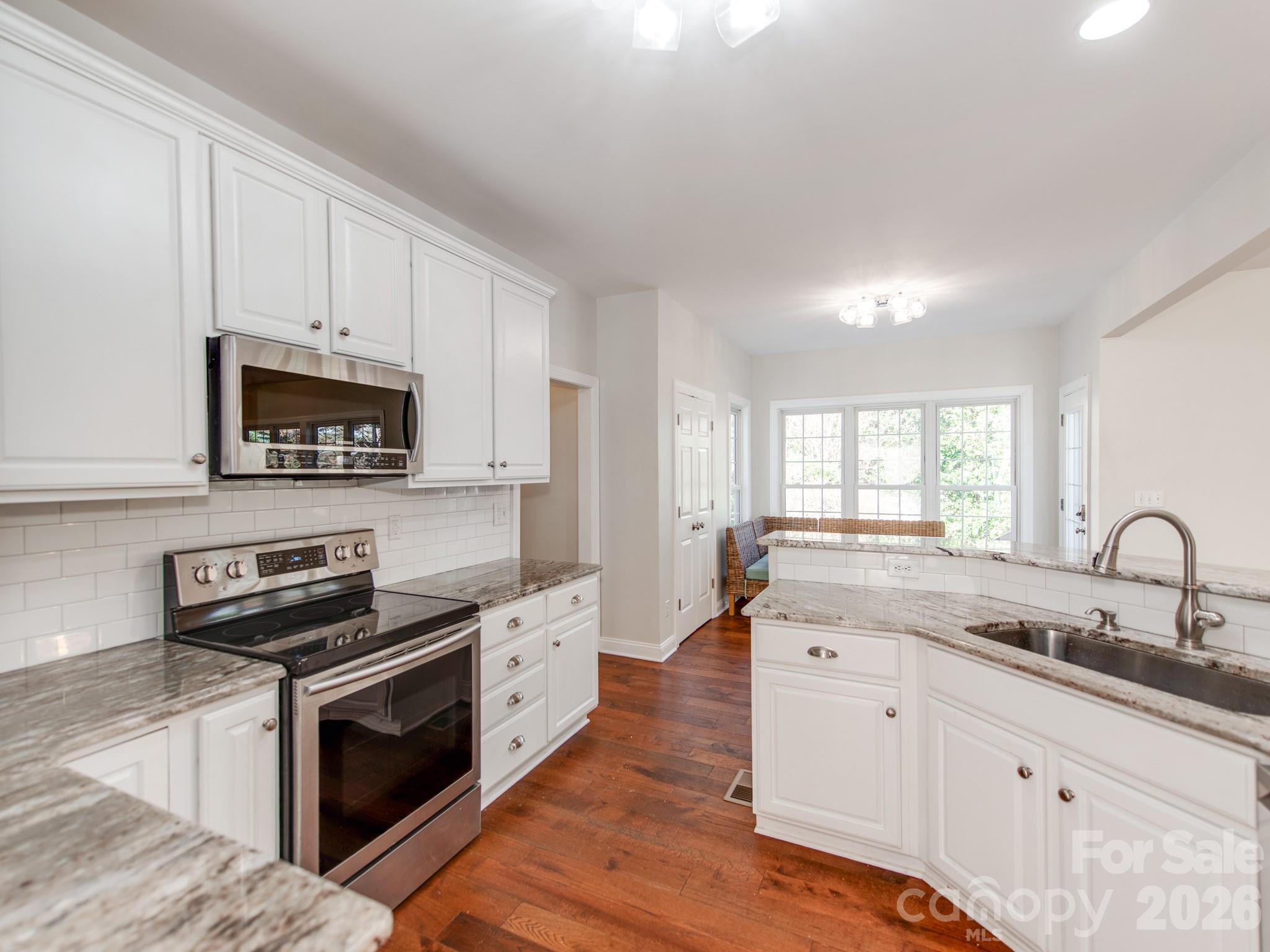 12323 Braeloch Court — Huntersville